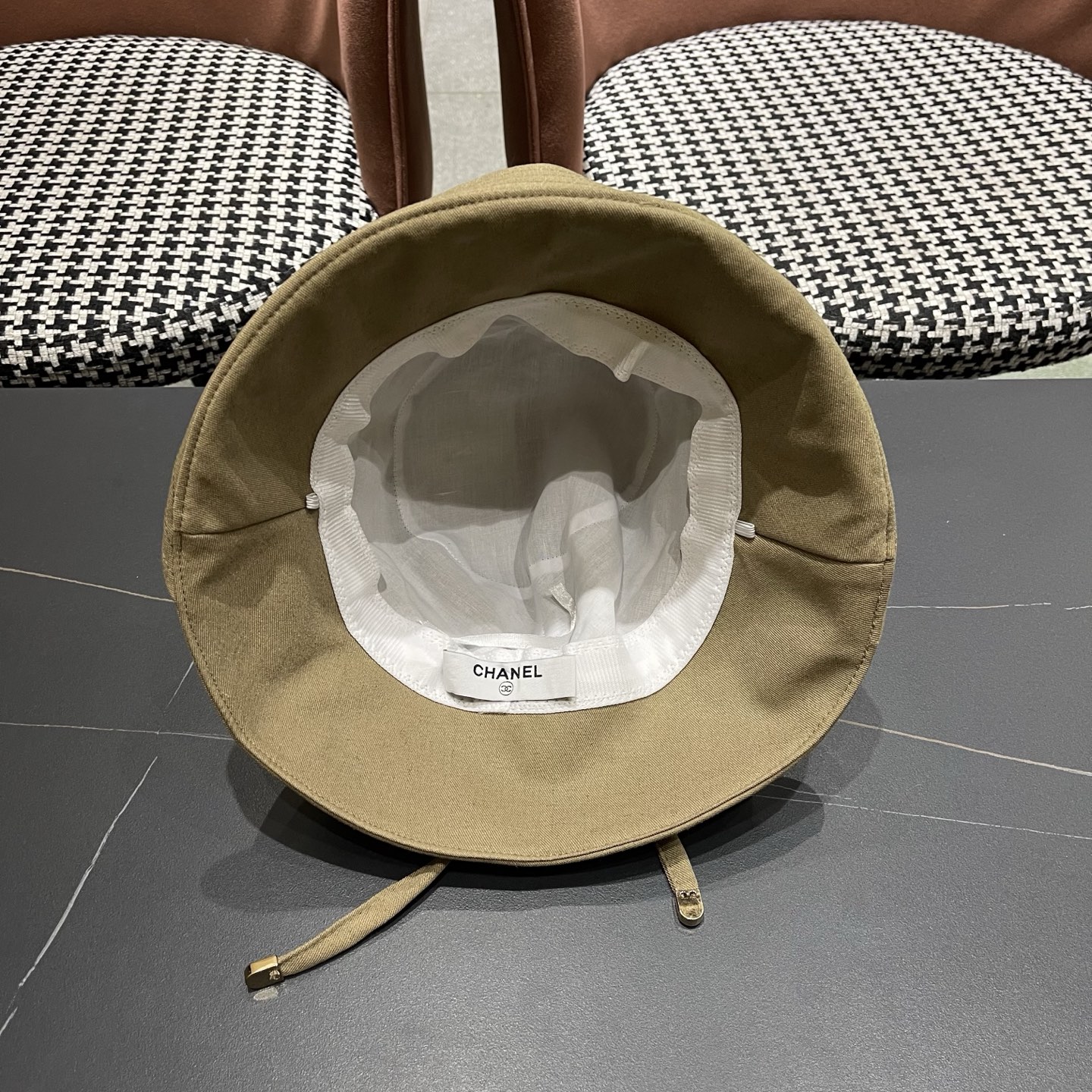 CHANEL香奈儿 日系渔夫帽女百搭卷边春夏季休闲时尚显脸小柔软布帽可折叠小盆帽