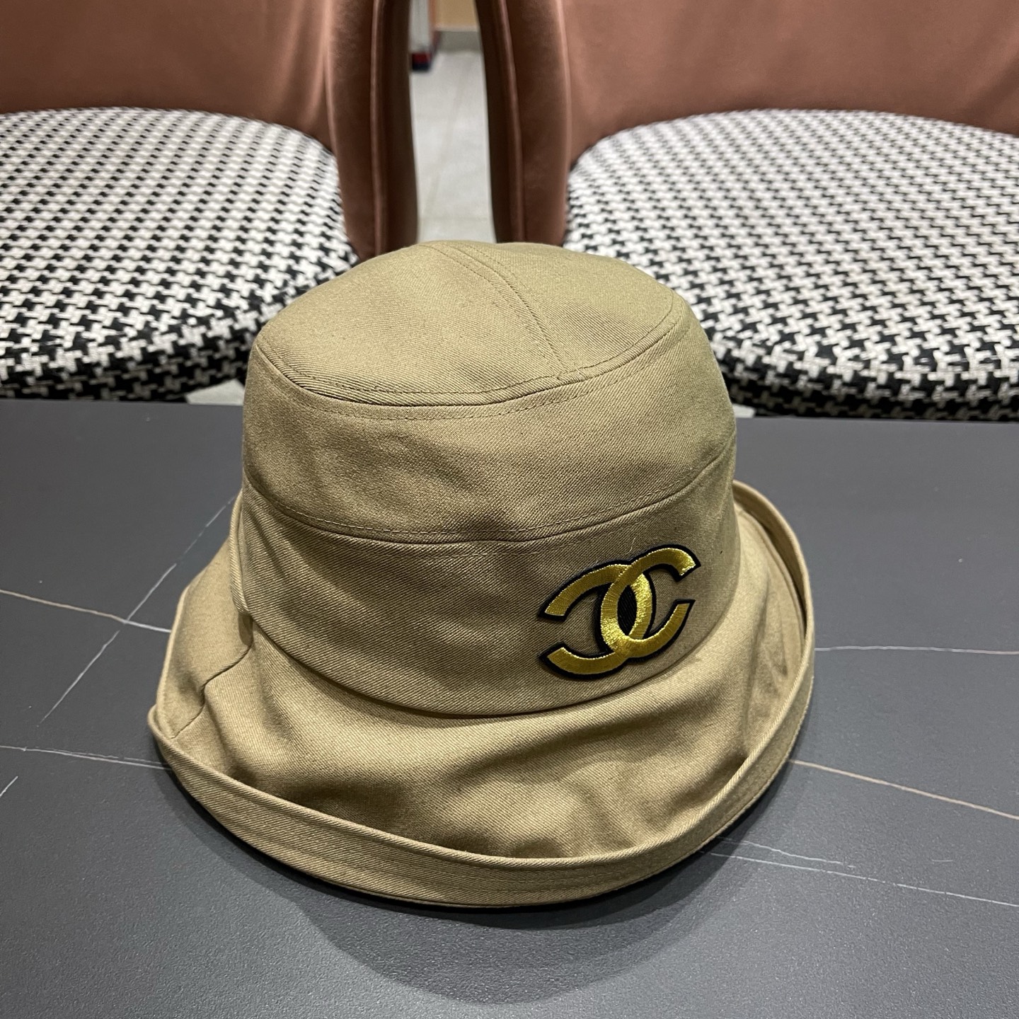 CHANEL香奈儿 日系渔夫帽女百搭卷边春夏季休闲时尚显脸小柔软布帽可折叠小盆帽