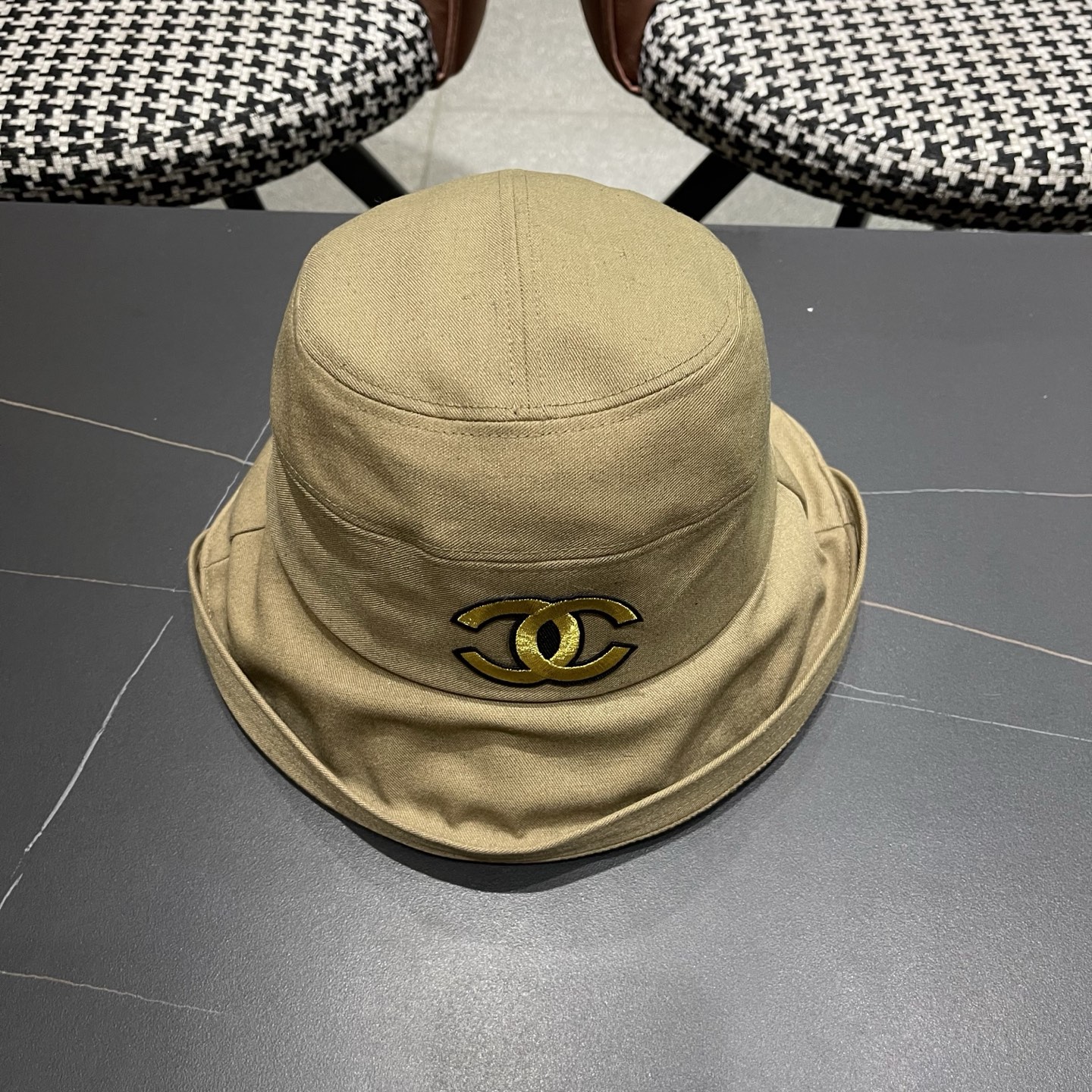 CHANEL香奈儿 日系渔夫帽女百搭卷边春夏季休闲时尚显脸小柔软布帽可折叠小盆帽