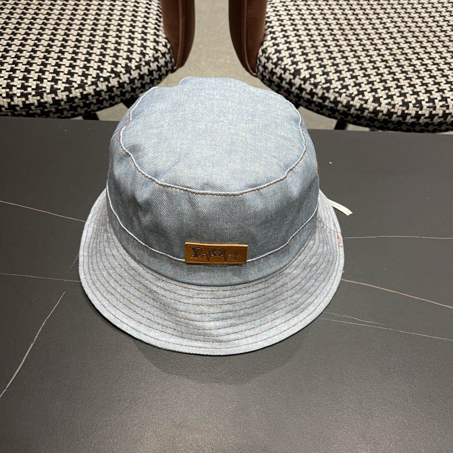 LV路易威登牛仔渔夫帽，头围57cm