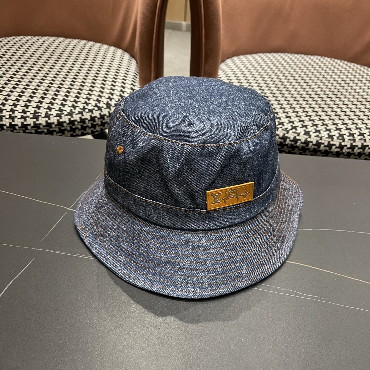 LV路易威登牛仔渔夫帽，头围57cm