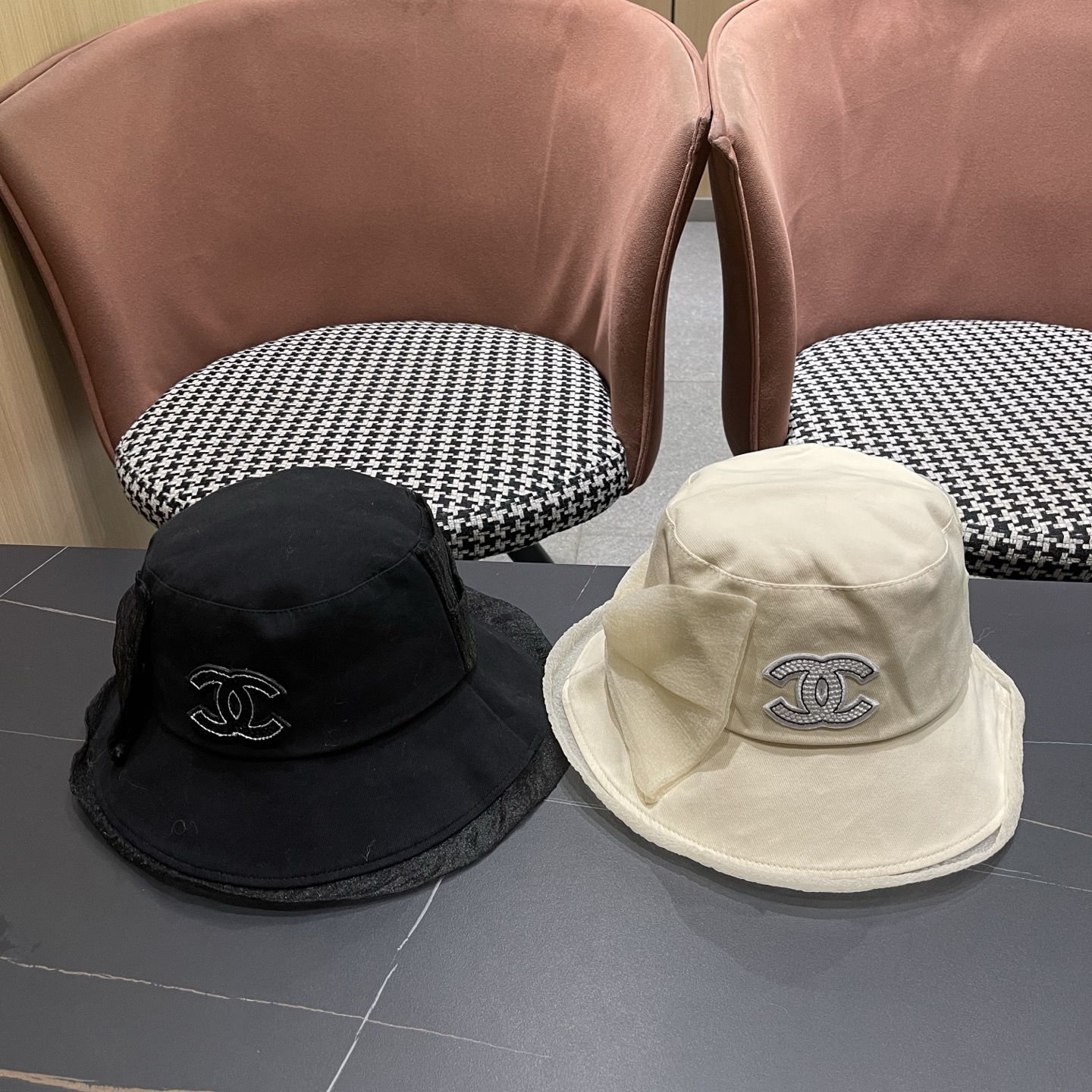 CHANEL香奈儿 帽子女款春夏季蝴蝶纱渔夫帽优雅气质显脸小盆帽潮可折叠遮阳帽女