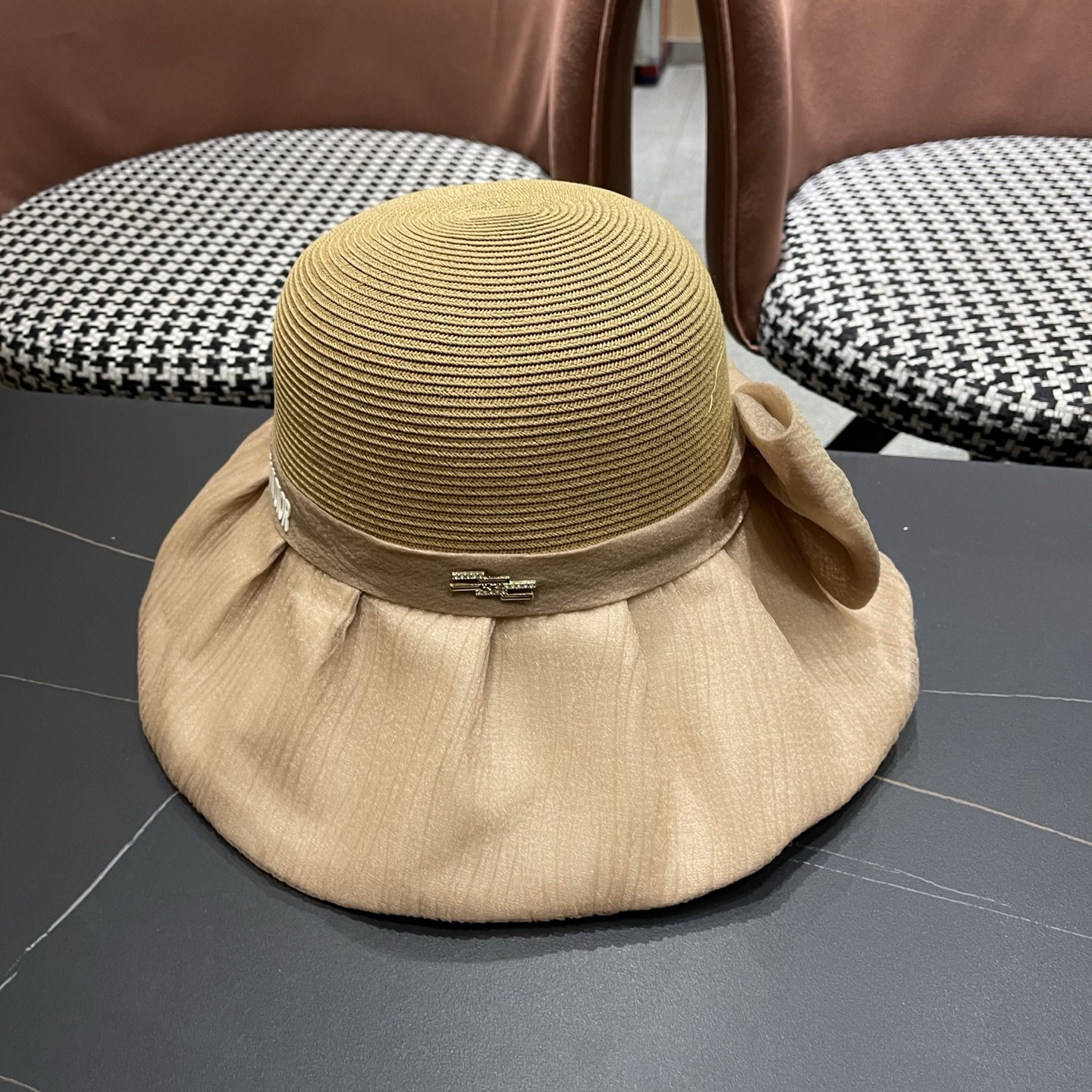 迪奥Dior 2026新款遮阳帽子女春秋出游度假防紫外线渔夫帽可折叠大檐防晒帽