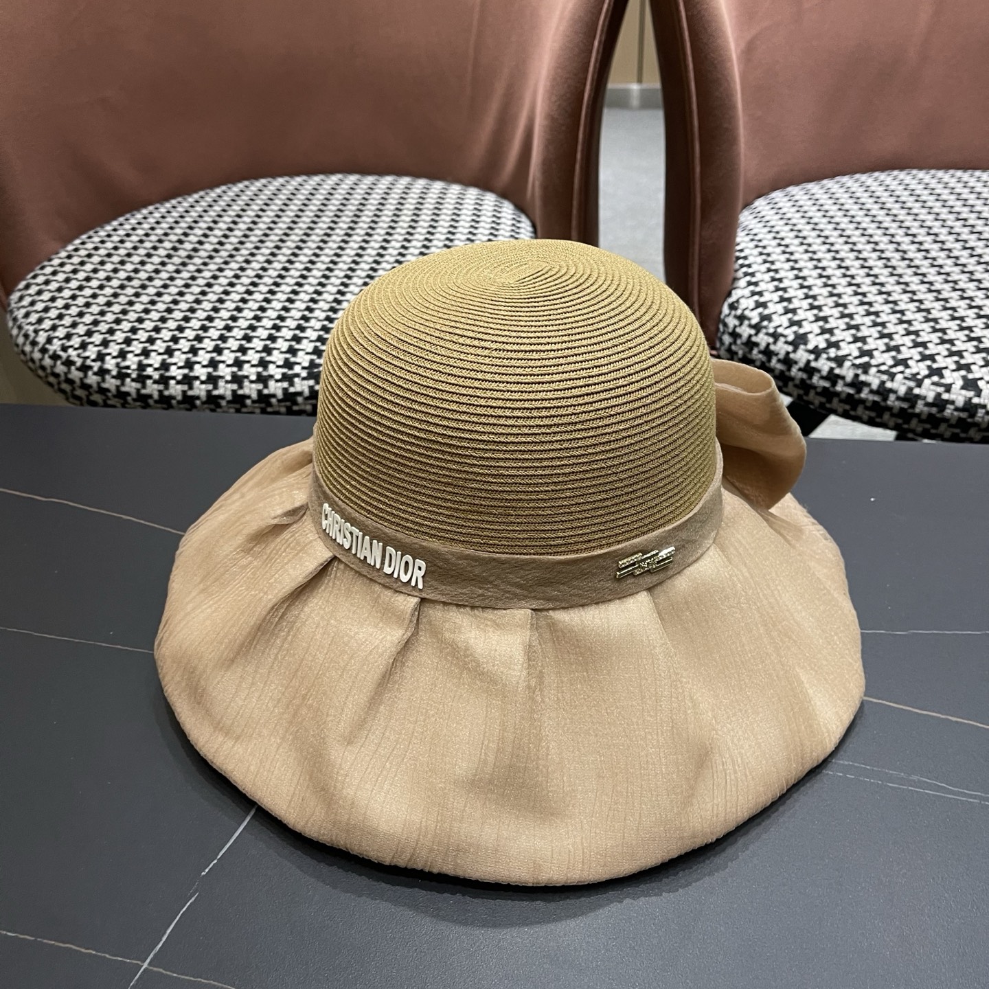 迪奥Dior 2026新款遮阳帽子女春秋出游度假防紫外线渔夫帽可折叠大檐防晒帽