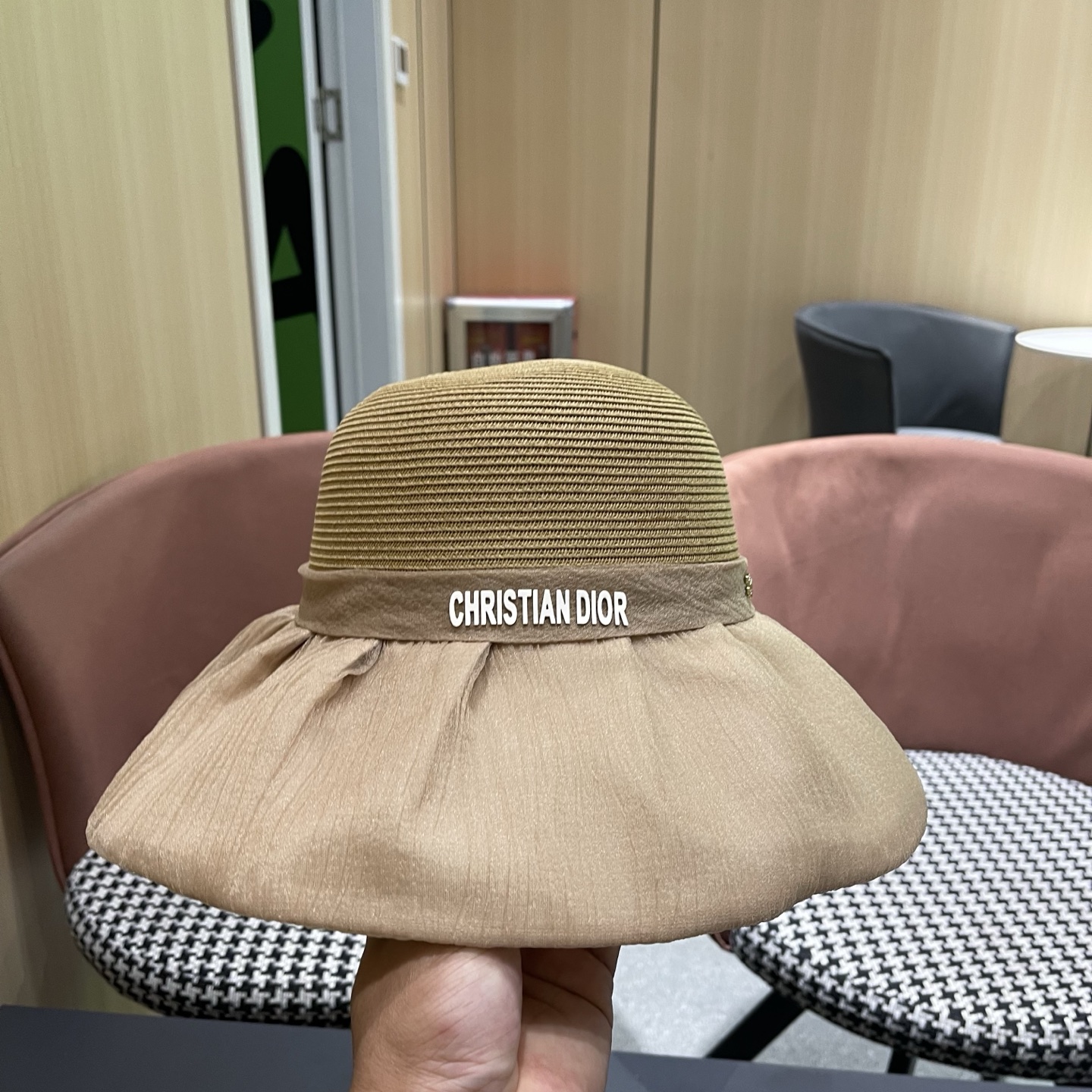 迪奥Dior 2026新款遮阳帽子女春秋出游度假防紫外线渔夫帽可折叠大檐防晒帽