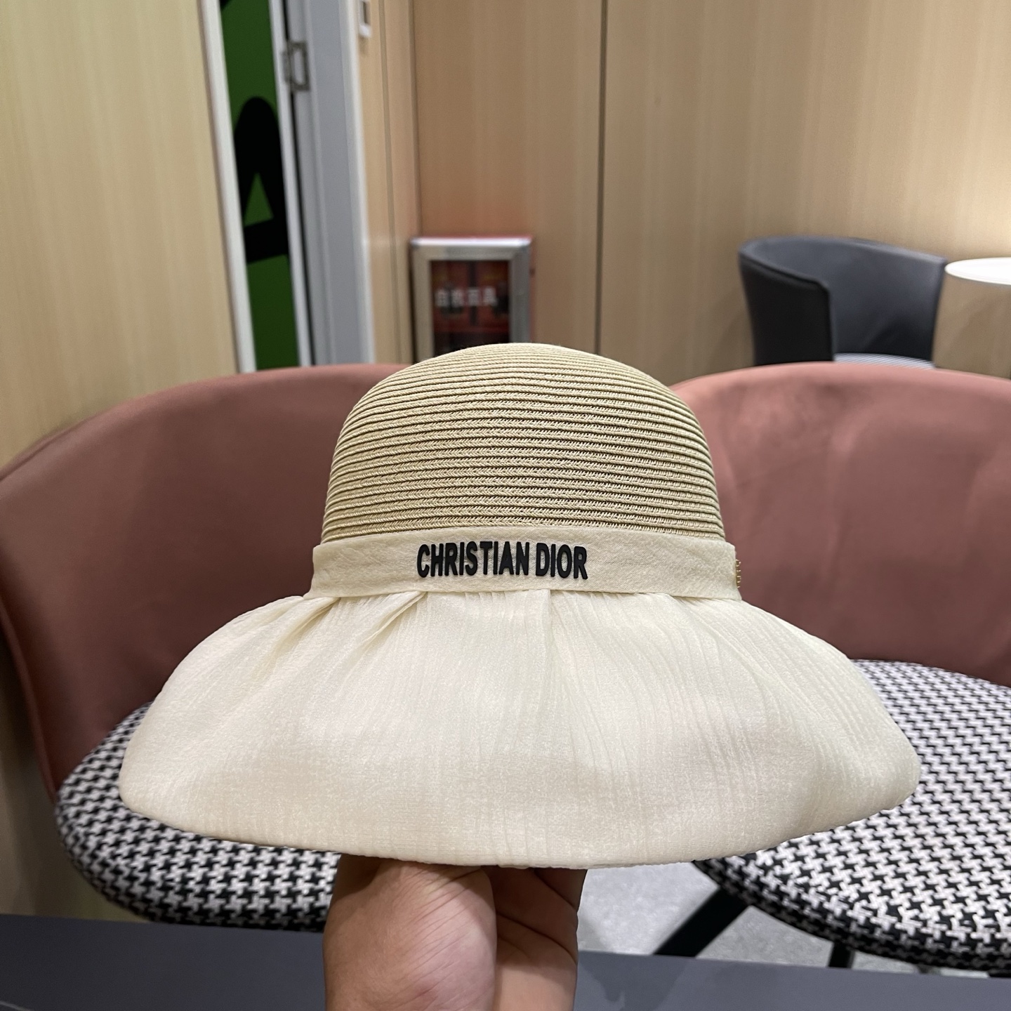迪奥Dior 2026新款遮阳帽子女春秋出游度假防紫外线渔夫帽可折叠大檐防晒帽