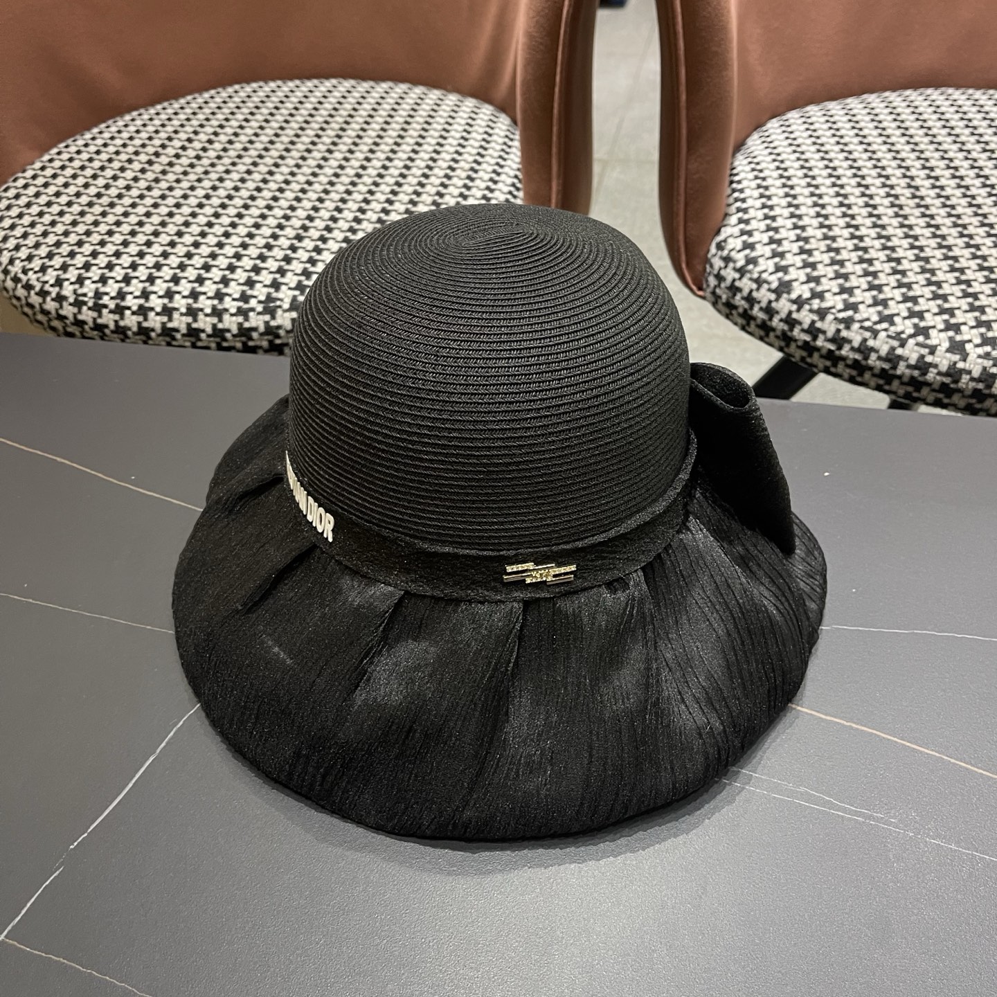迪奥Dior 2026新款遮阳帽子女春秋出游度假防紫外线渔夫帽可折叠大檐防晒帽