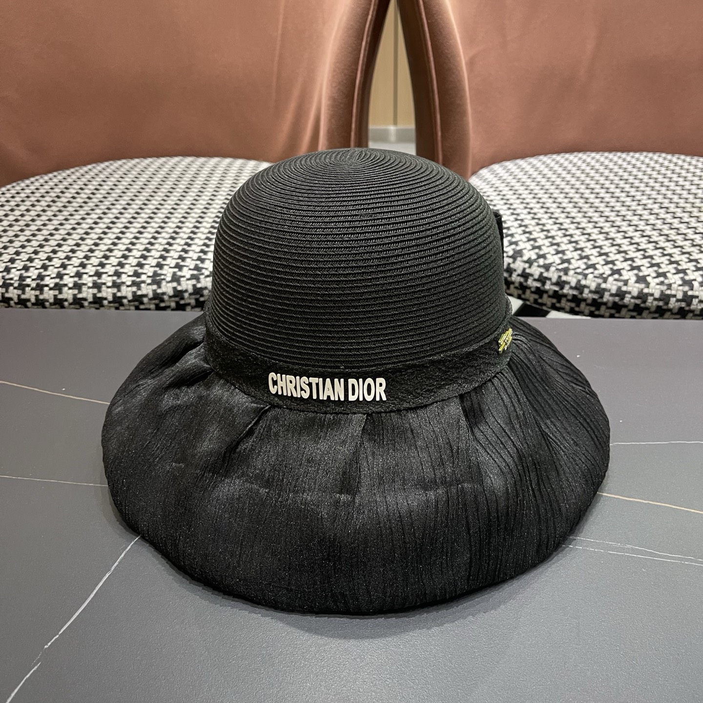 迪奥Dior 2026新款遮阳帽子女春秋出游度假防紫外线渔夫帽可折叠大檐防晒帽