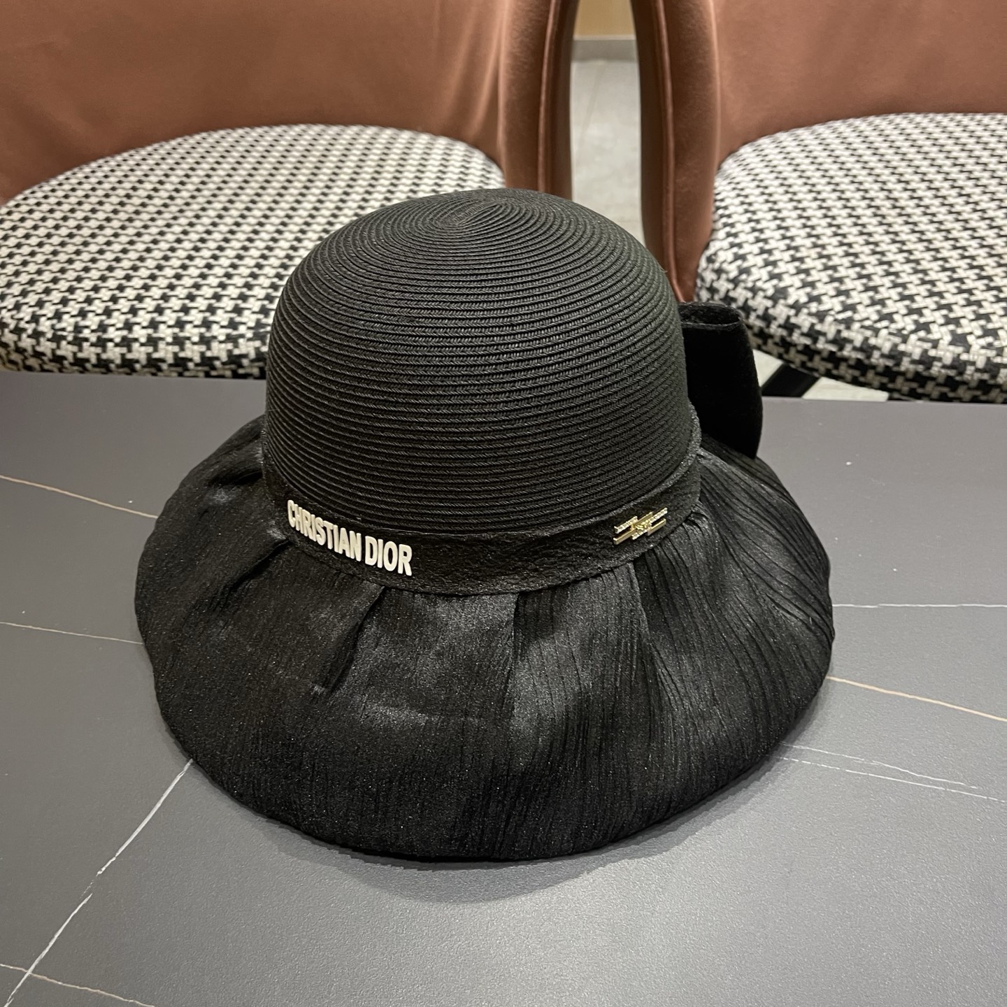 迪奥Dior 2026新款遮阳帽子女春秋出游度假防紫外线渔夫帽可折叠大檐防晒帽