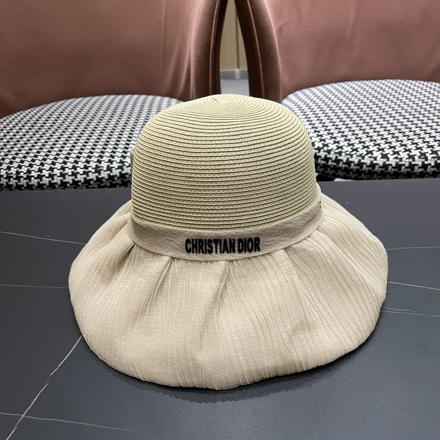 迪奥Dior 2026新款遮阳帽子女春秋出游度假防紫外线渔夫帽可折叠大檐防晒帽