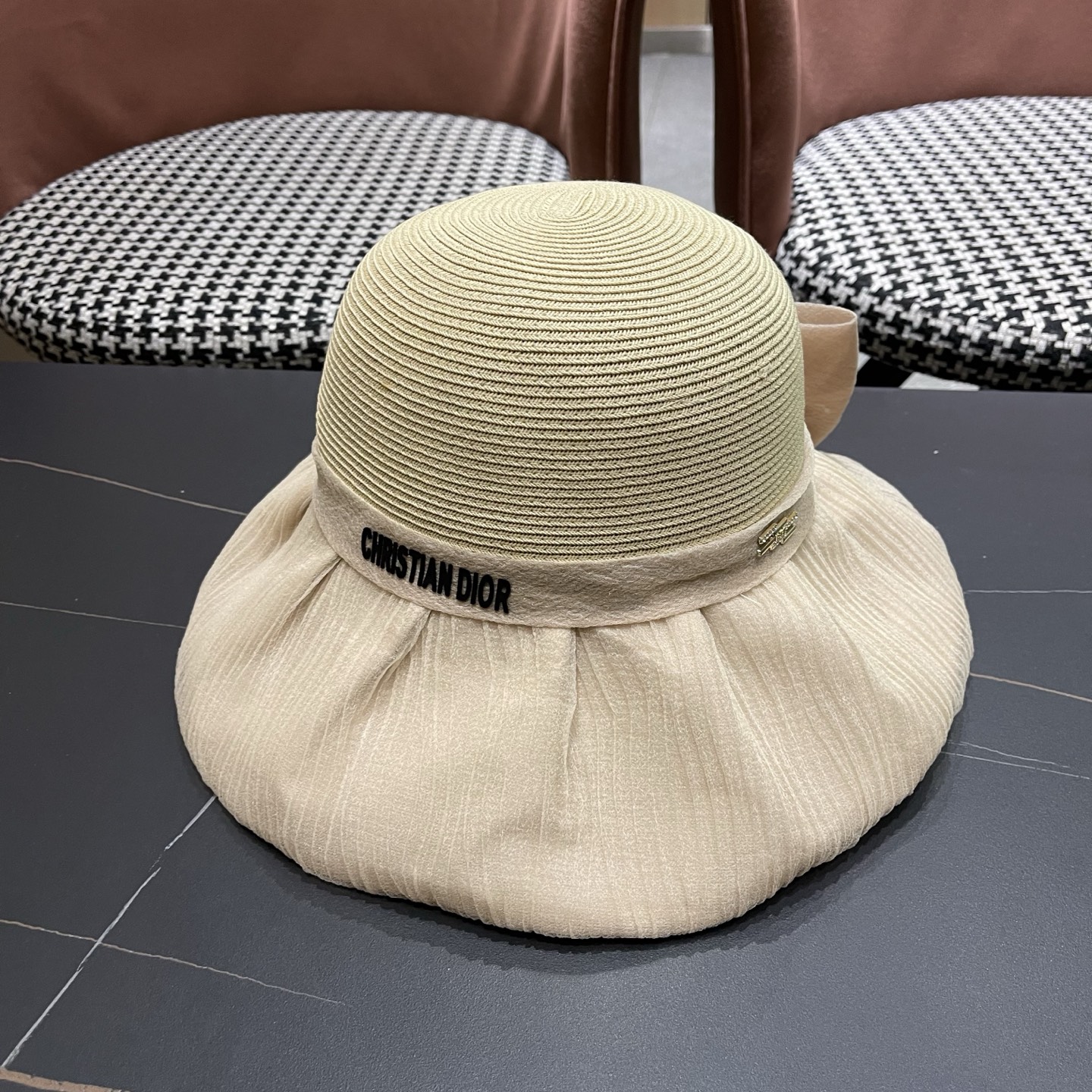 迪奥Dior 2026新款遮阳帽子女春秋出游度假防紫外线渔夫帽可折叠大檐防晒帽