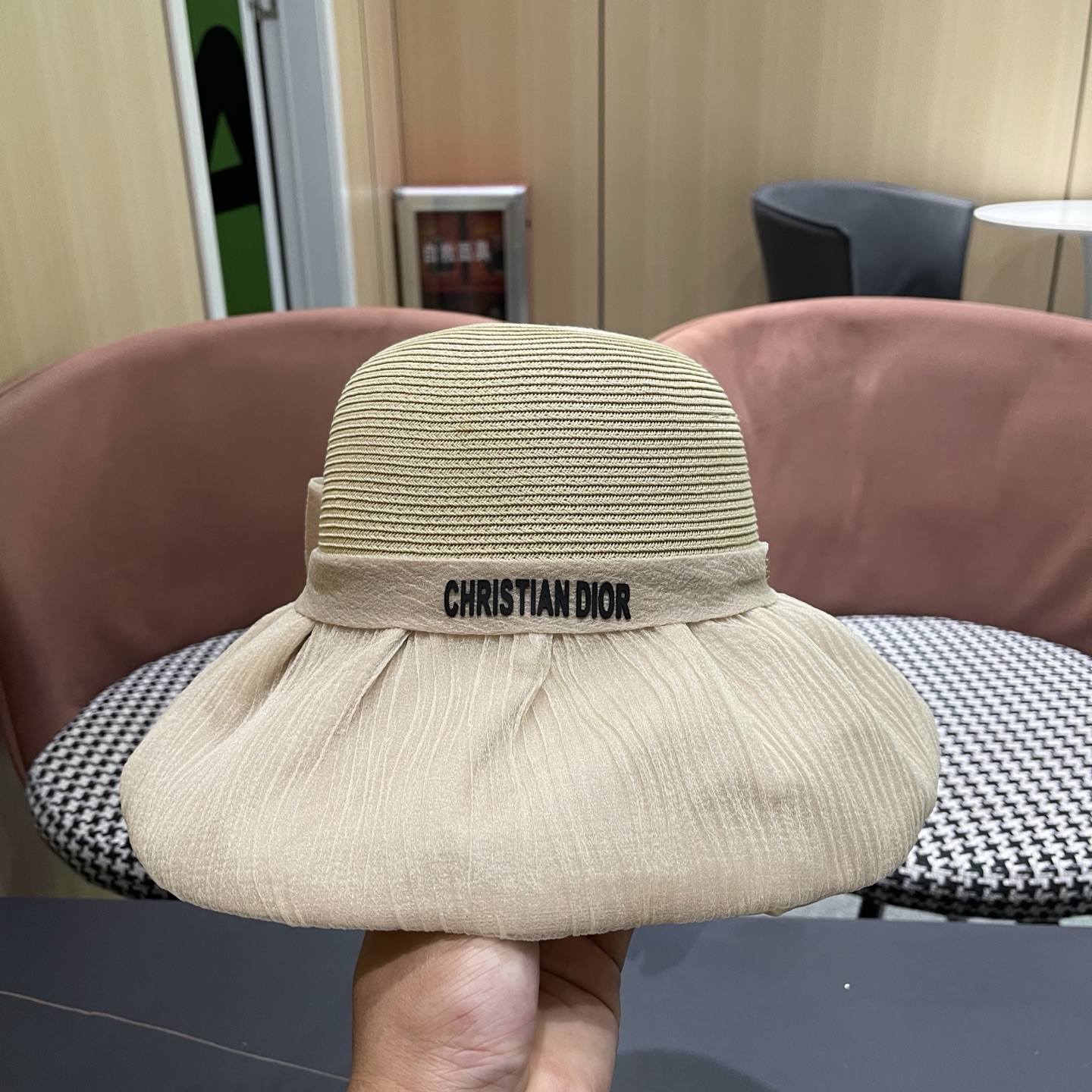 迪奥Dior 2026新款遮阳帽子女春秋出游度假防紫外线渔夫帽可折叠大檐防晒帽