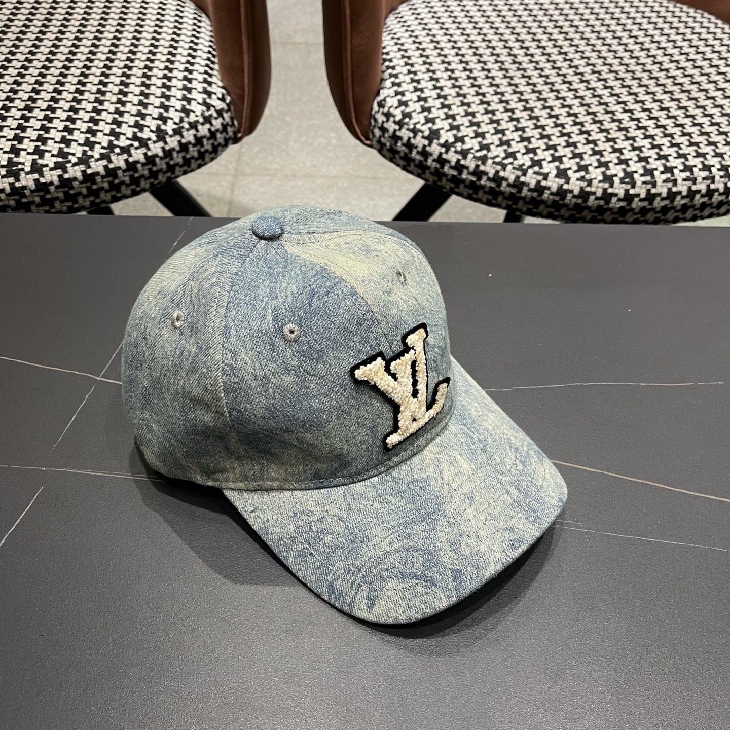 LV(路易威登)新款水洗棒球帽， 轻盈透气！质量超赞，基础头围56，贴片可调节。