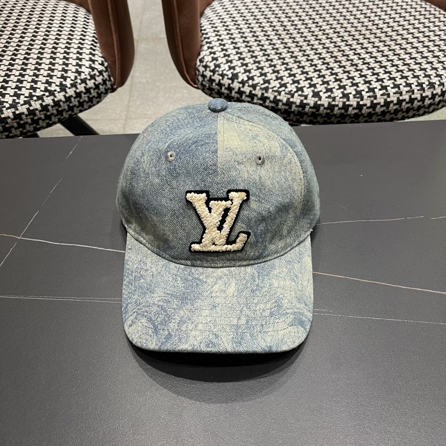 LV(路易威登)新款水洗棒球帽， 轻盈透气！质量超赞，基础头围56，贴片可调节。