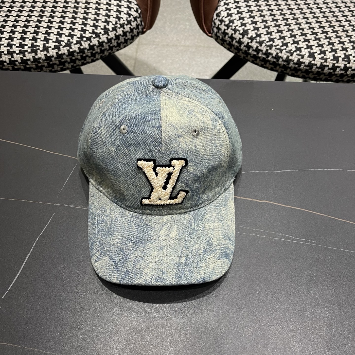 LV(路易威登)新款水洗棒球帽， 轻盈透气！质量超赞，基础头围56，贴片可调节。