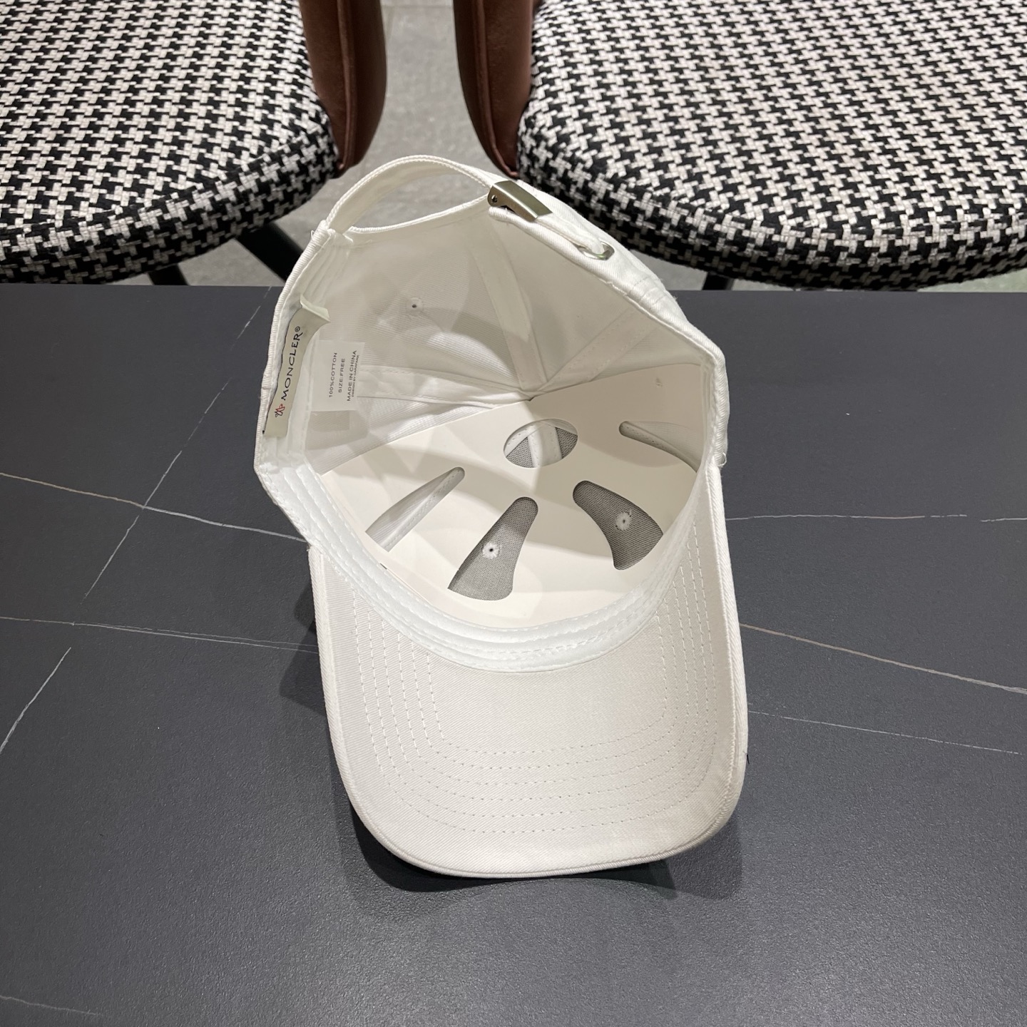 蒙口Moncler🆕春款新款个性棒球帽，高品质透气性巨佳，四季佩戴款高颜值时尚单品！男女同款
