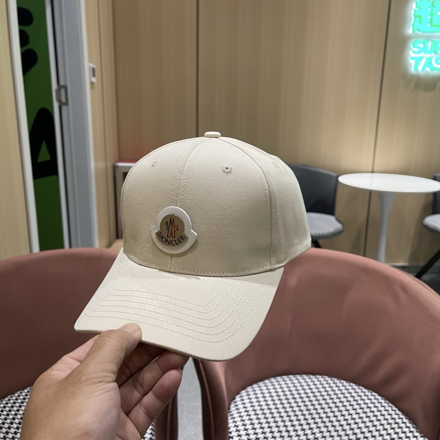 蒙口Moncler🆕春款新款个性棒球帽，高品质透气性巨佳，四季佩戴款高颜值时尚单品！男女同款