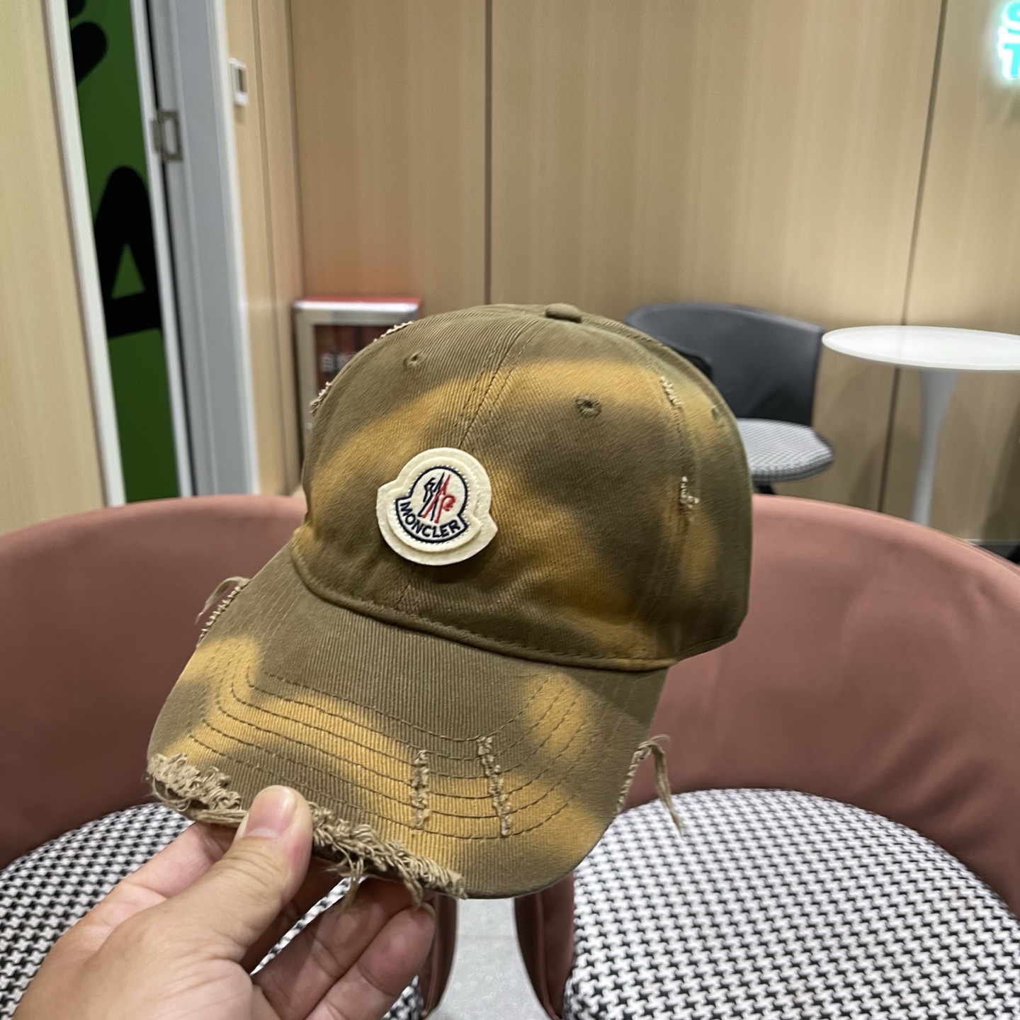 蒙口MONCLER新款棒球帽，网红.时尚博主的最爱！高品质舒适透气，