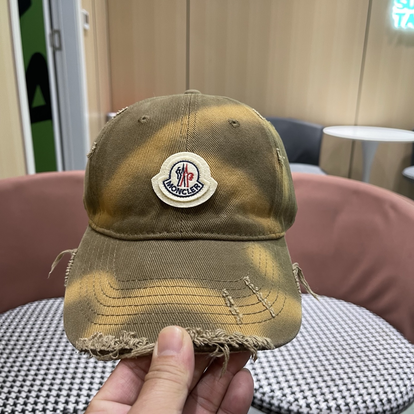 蒙口MONCLER新款棒球帽，网红.时尚博主的最爱！高品质舒适透气，