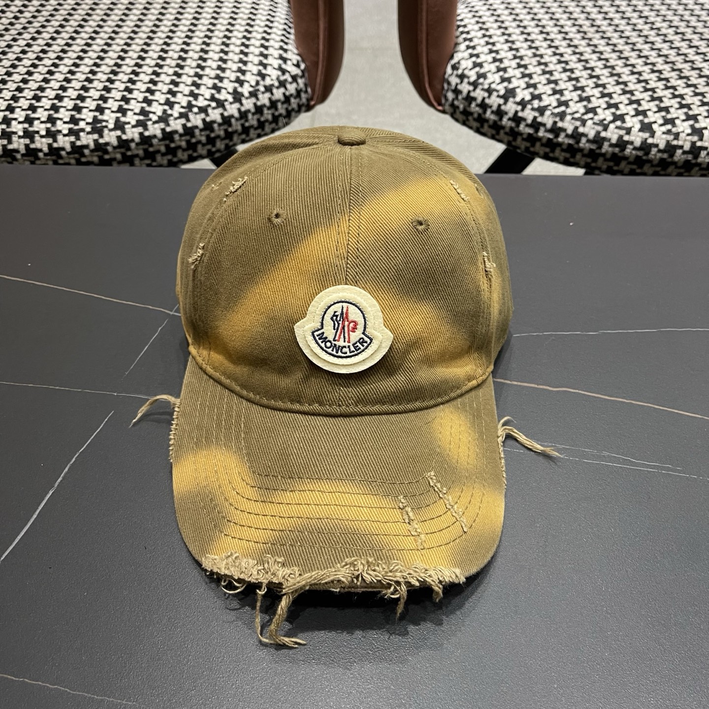 蒙口MONCLER新款棒球帽，网红.时尚博主的最爱！高品质舒适透气，