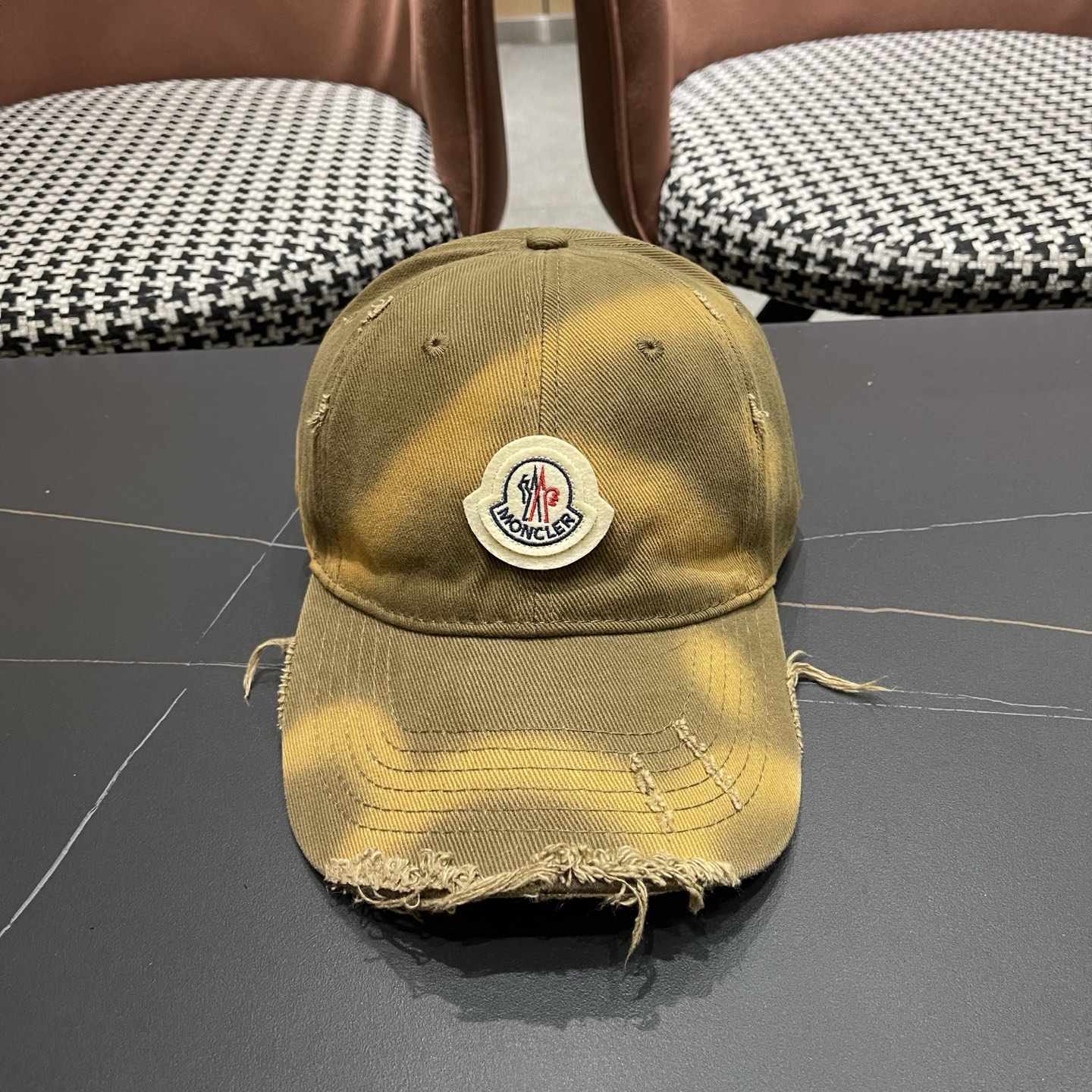 蒙口MONCLER新款棒球帽，网红.时尚博主的最爱！高品质舒适透气，