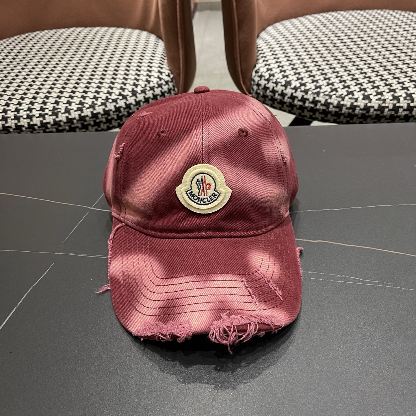 蒙口MONCLER新款棒球帽，网红.时尚博主的最爱！高品质舒适透气，