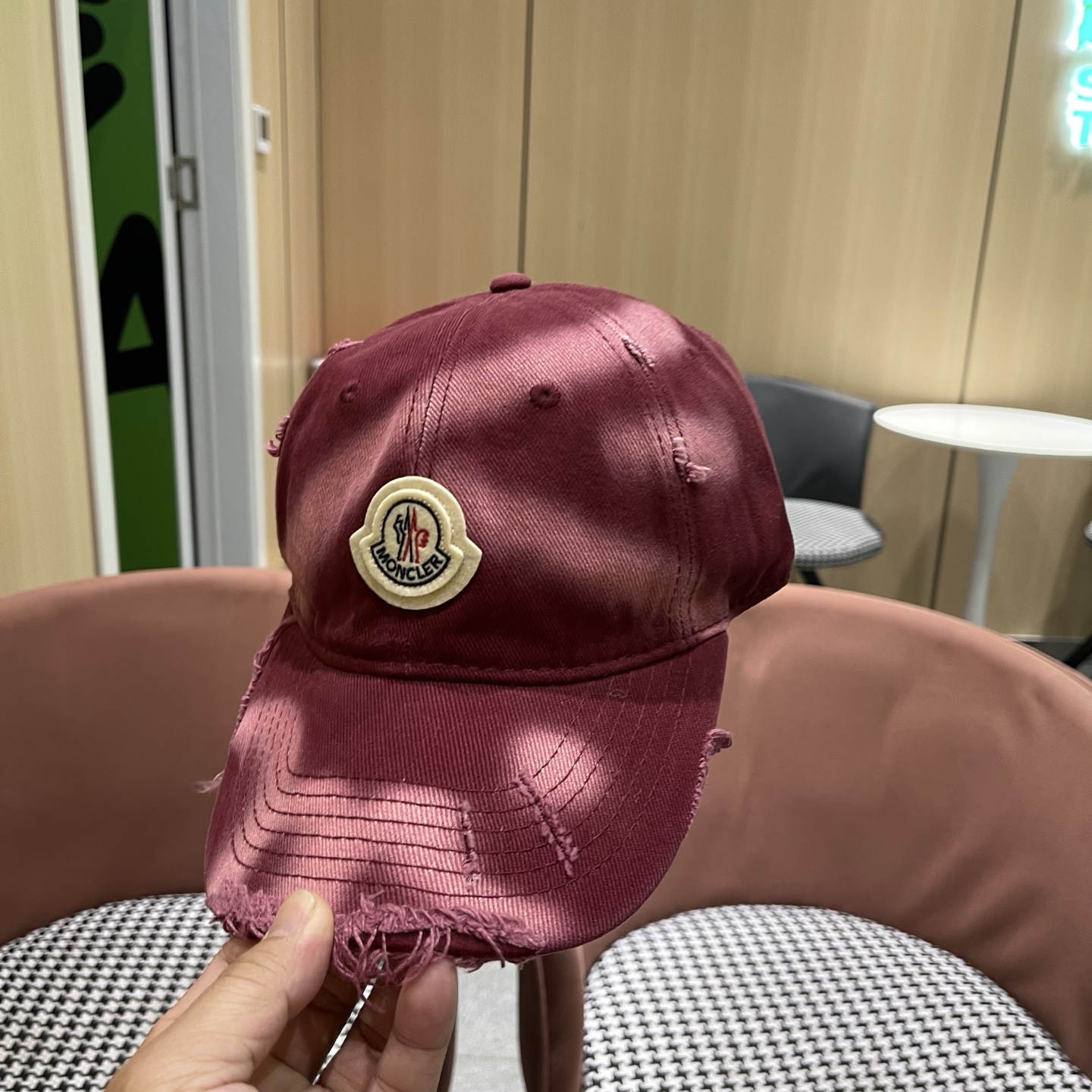 蒙口MONCLER新款棒球帽，网红.时尚博主的最爱！高品质舒适透气，