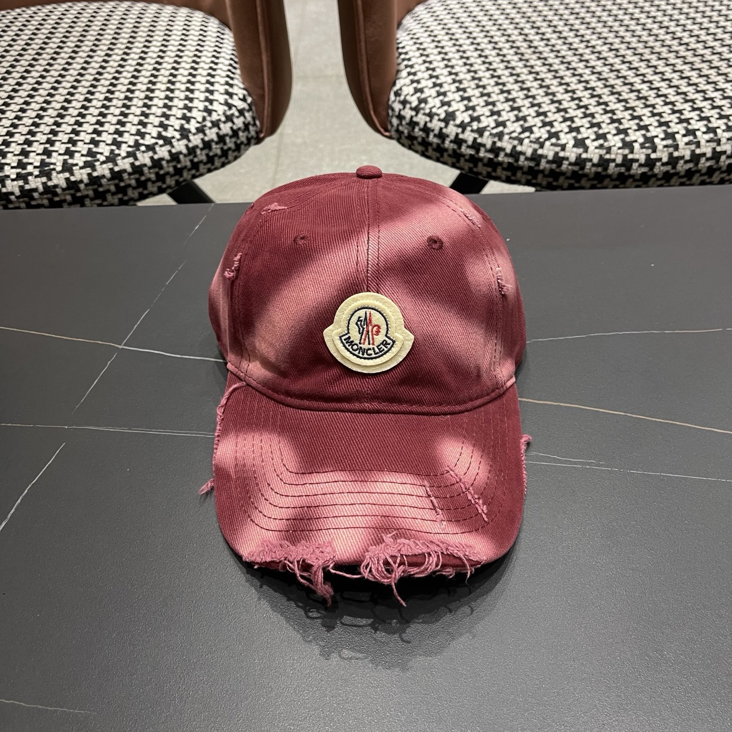 蒙口MONCLER新款棒球帽，网红.时尚博主的最爱！高品质舒适透气，