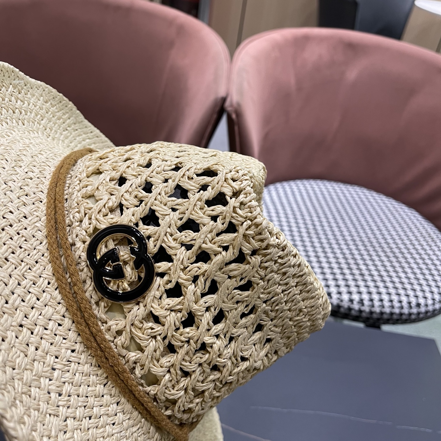 古奇Gucci 加大檐草帽女夏季出游防晒遮阳帽日系复古度假凉帽海边沙滩帽子潮