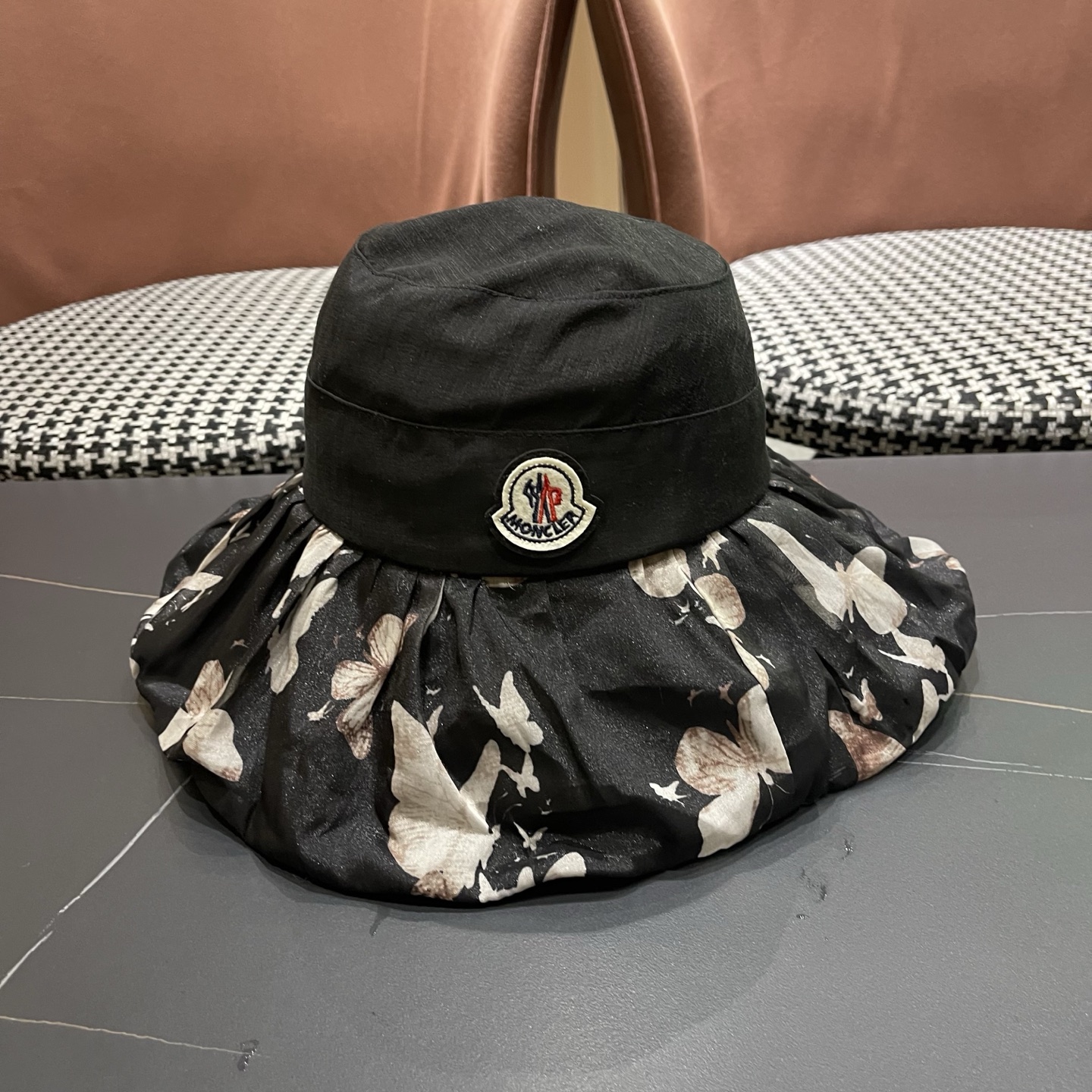 MONCLER（蒙口）印花遮阳帽女春夏季可折叠防晒太阳帽旅游渔夫帽夏
