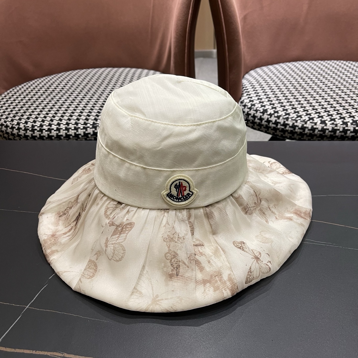 MONCLER（蒙口）印花遮阳帽女春夏季可折叠防晒太阳帽旅游渔夫帽夏