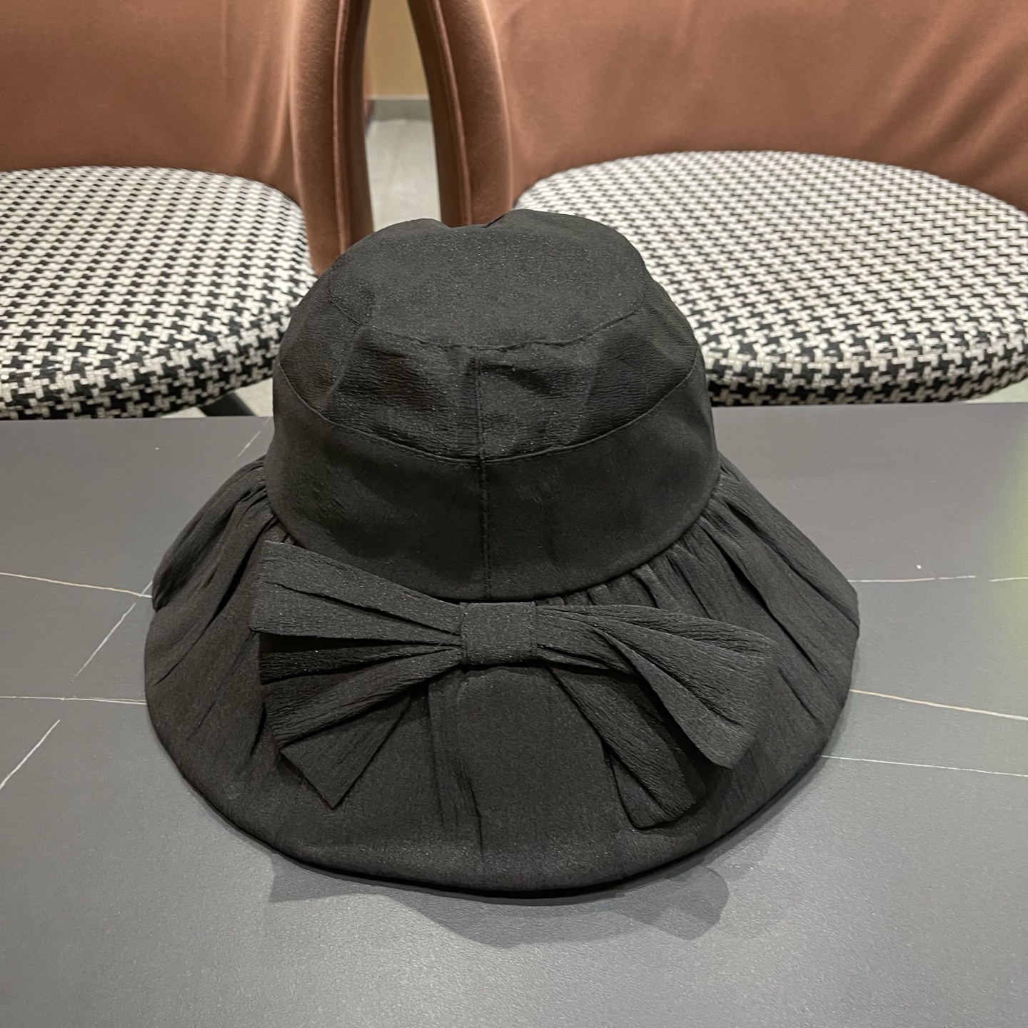 balenciaga 巴黎世家 新款遮阳帽子女士大帽檐渔夫帽户外防紫外线防晒帽