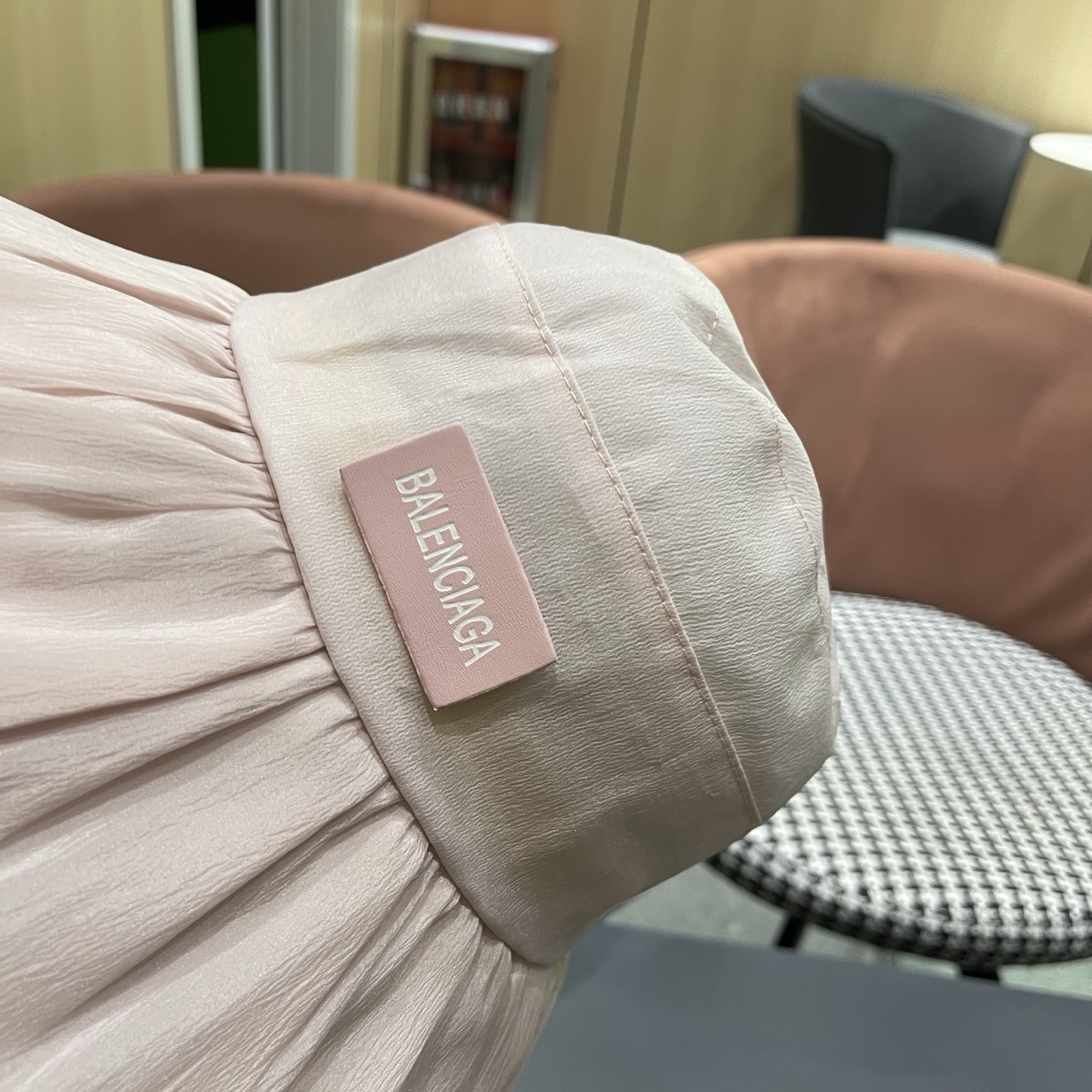 balenciaga 巴黎世家 新款遮阳帽子女士大帽檐渔夫帽户外防紫外线防晒帽