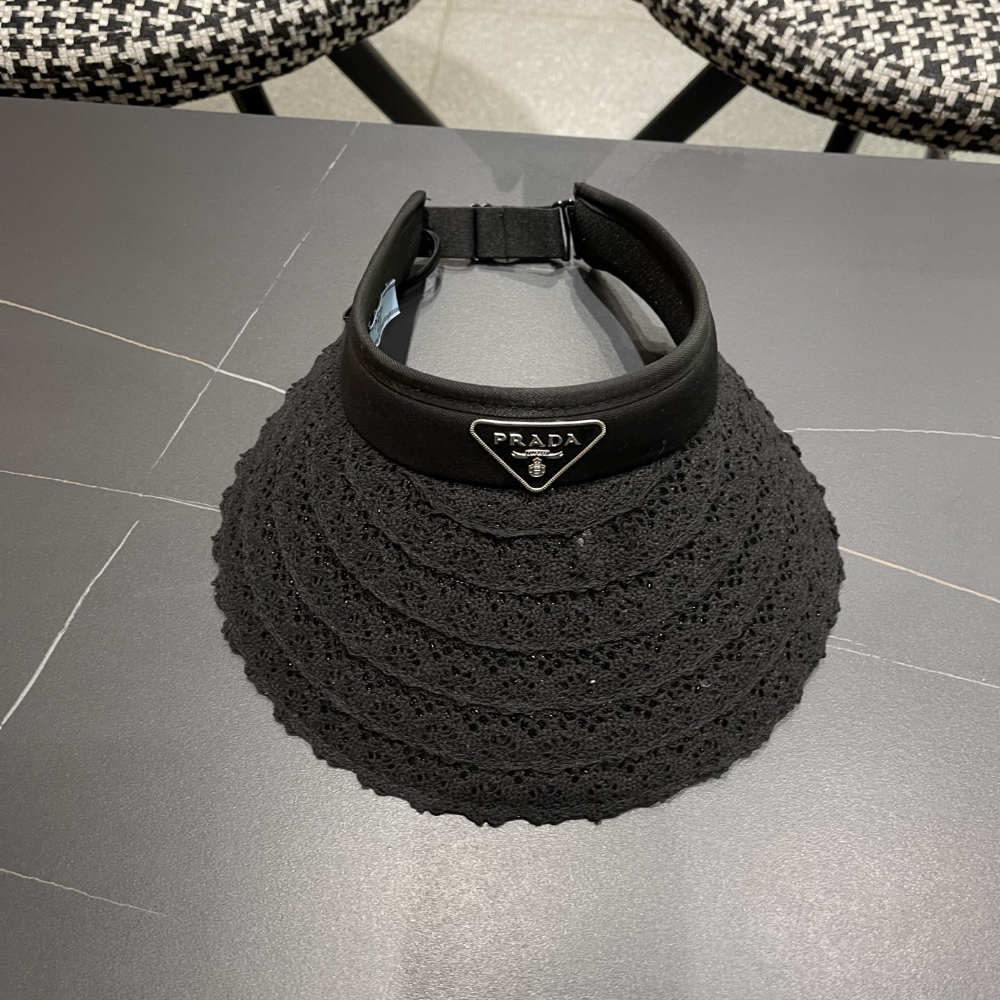 PRADA普拉达 夏季蕾丝遮阳帽子女款2026新款海边沙滩大檐发箍百搭防晒帽空顶帽