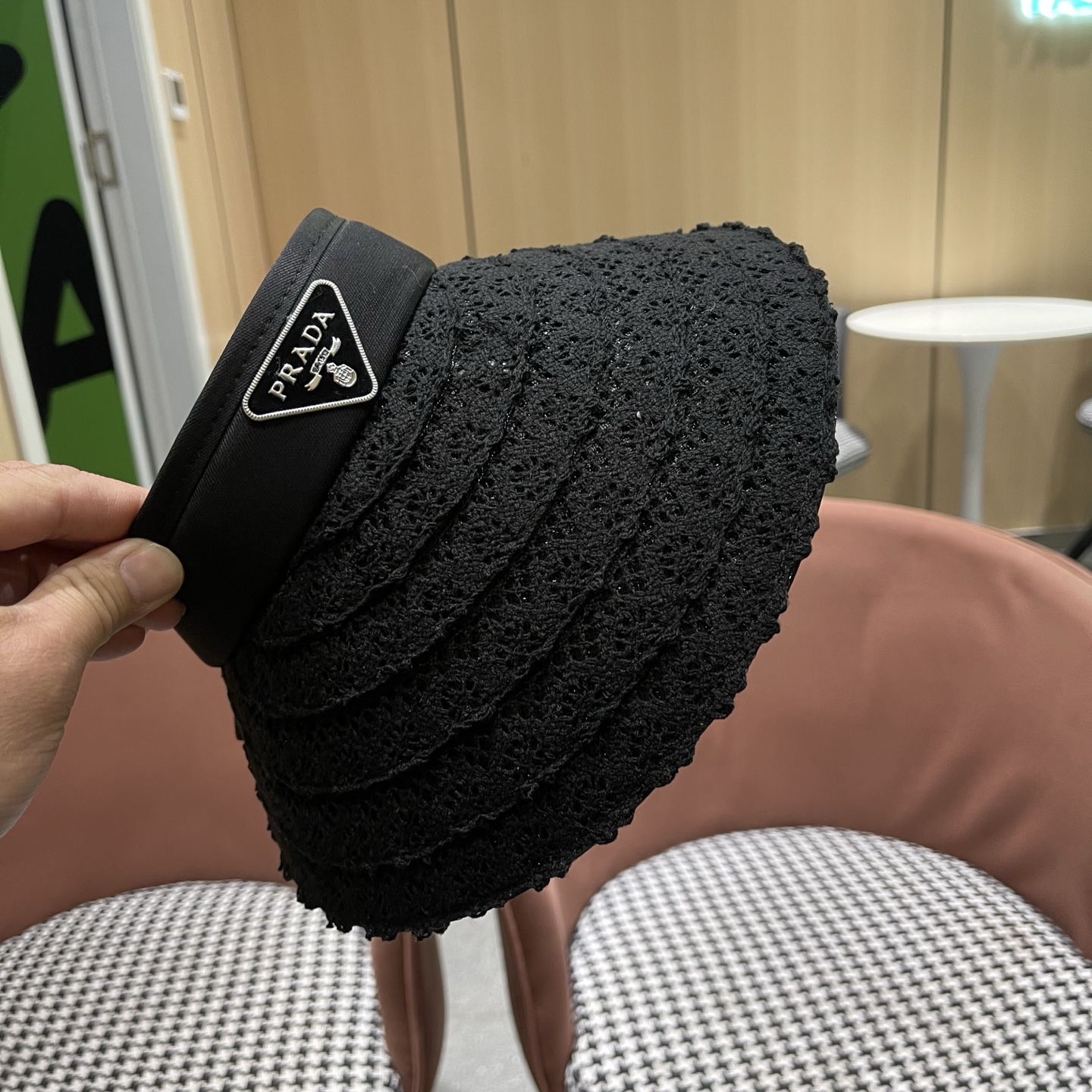 PRADA普拉达 夏季蕾丝遮阳帽子女款2026新款海边沙滩大檐发箍百搭防晒帽空顶帽