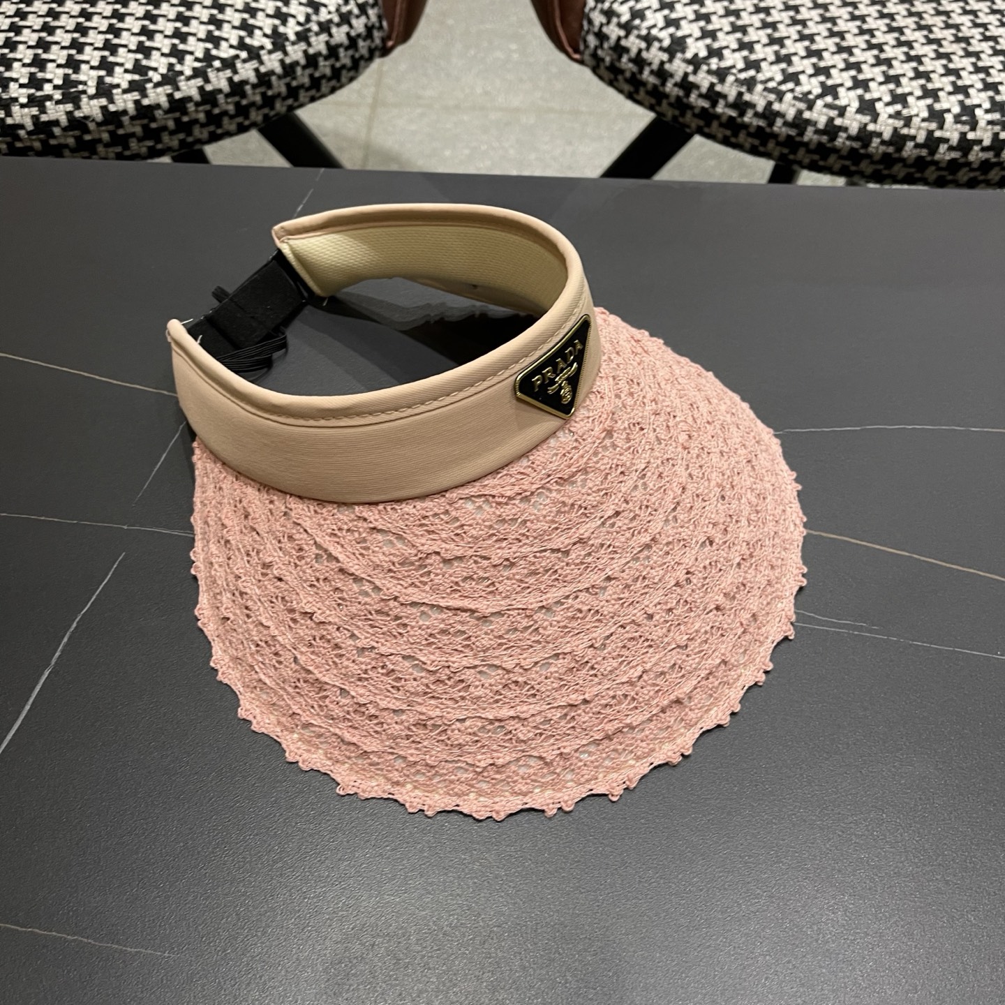 PRADA普拉达 夏季蕾丝遮阳帽子女款2026新款海边沙滩大檐发箍百搭防晒帽空顶帽