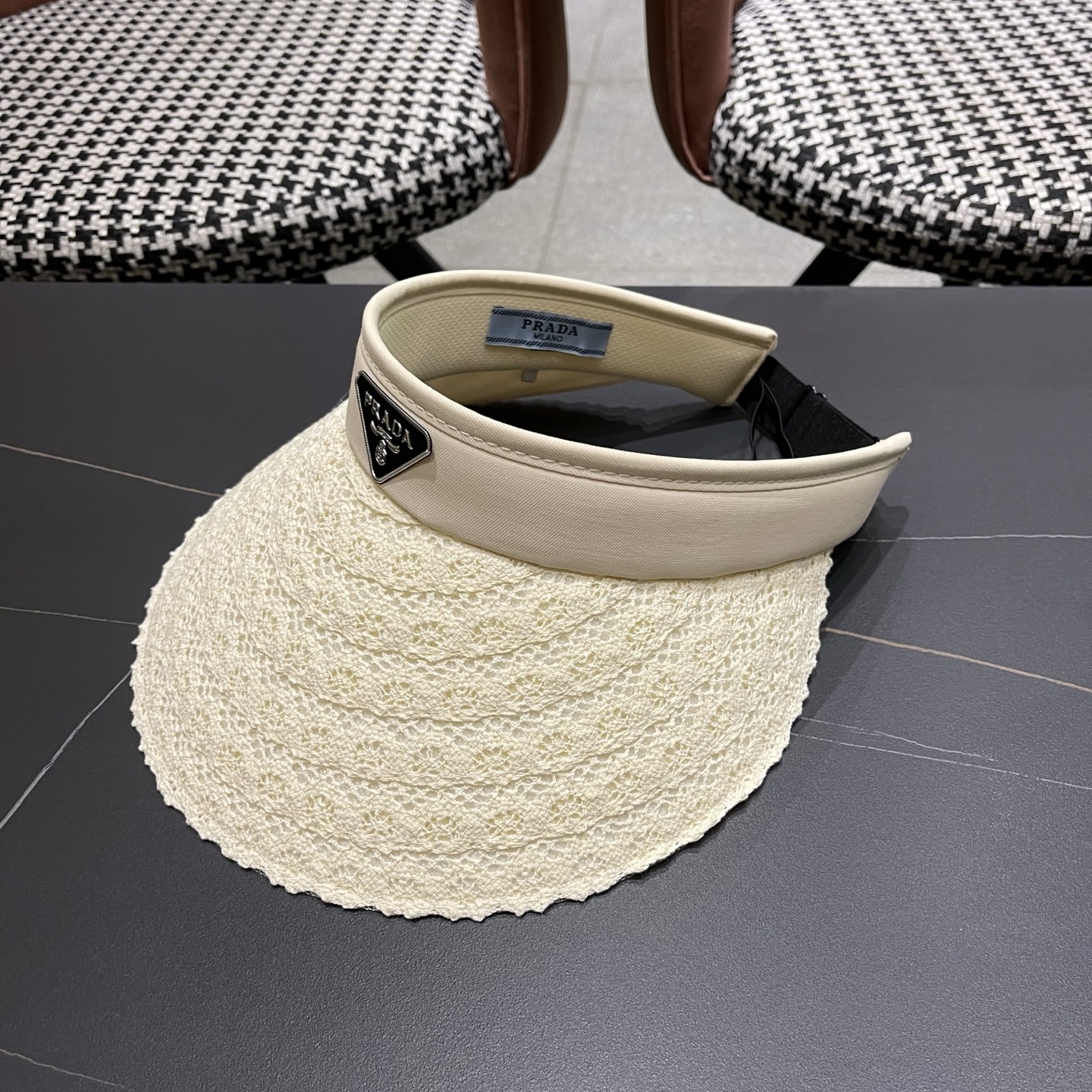 PRADA普拉达 夏季蕾丝遮阳帽子女款2026新款海边沙滩大檐发箍百搭防晒帽空顶帽