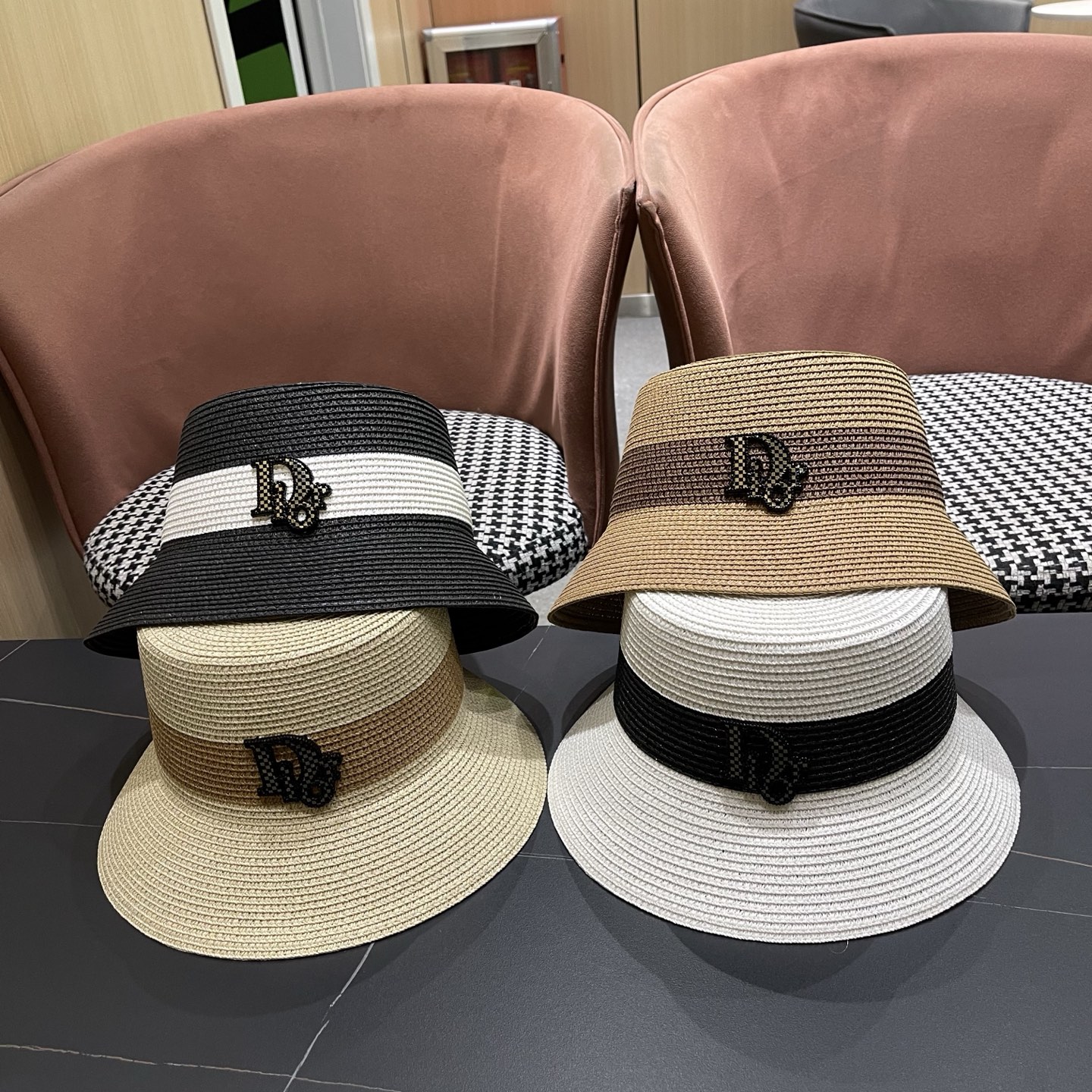 Dior迪奥新款渔夫帽，遮阳草帽，头围57cm