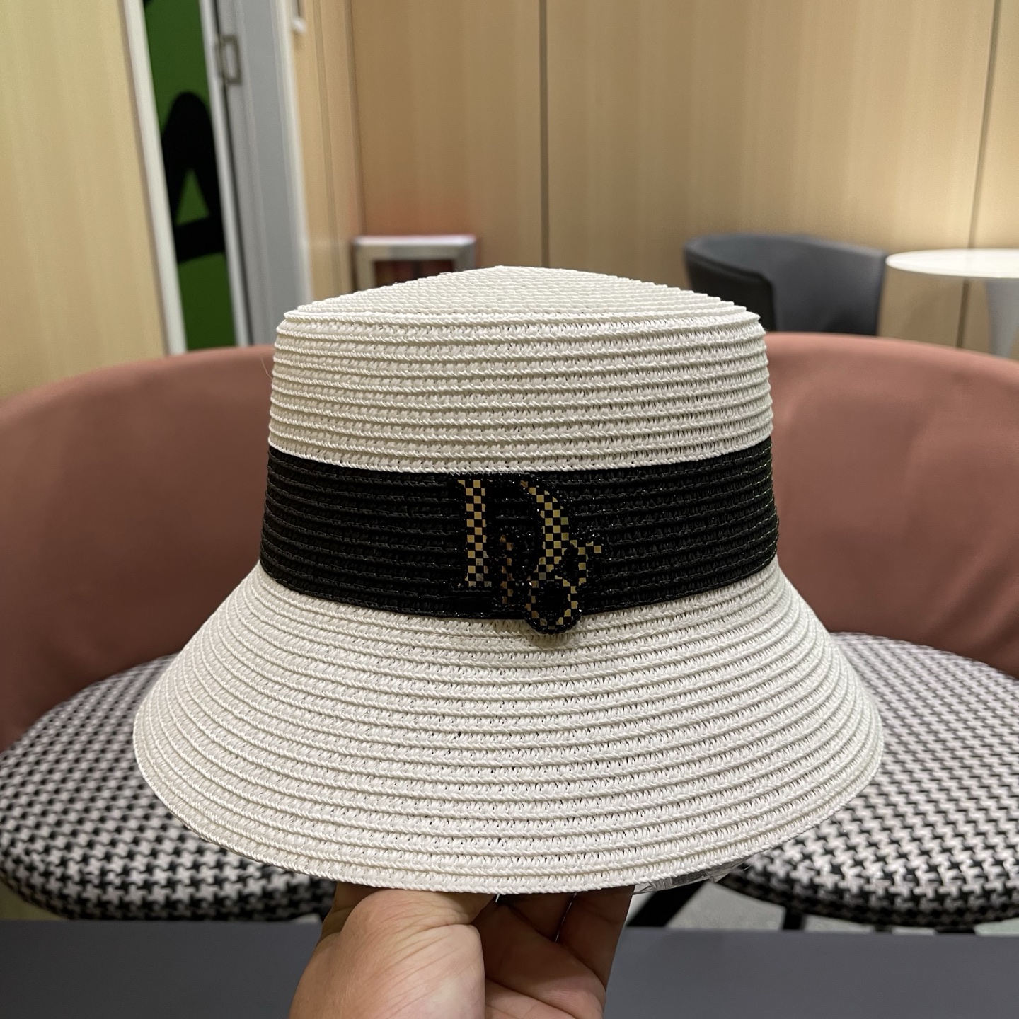 Dior迪奥新款渔夫帽，遮阳草帽，头围57cm