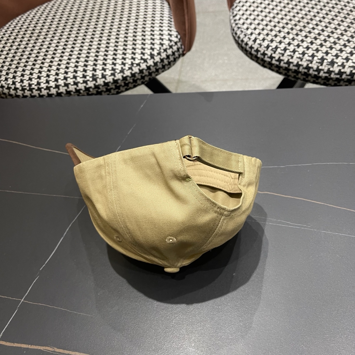 🧢【CHANEL 香奈儿】日韩时尚潮流❤️❤️❤️纯棉棒球帽原单品质火爆款来袭🎩工艺精美高档大气！旅游出行方便携带！