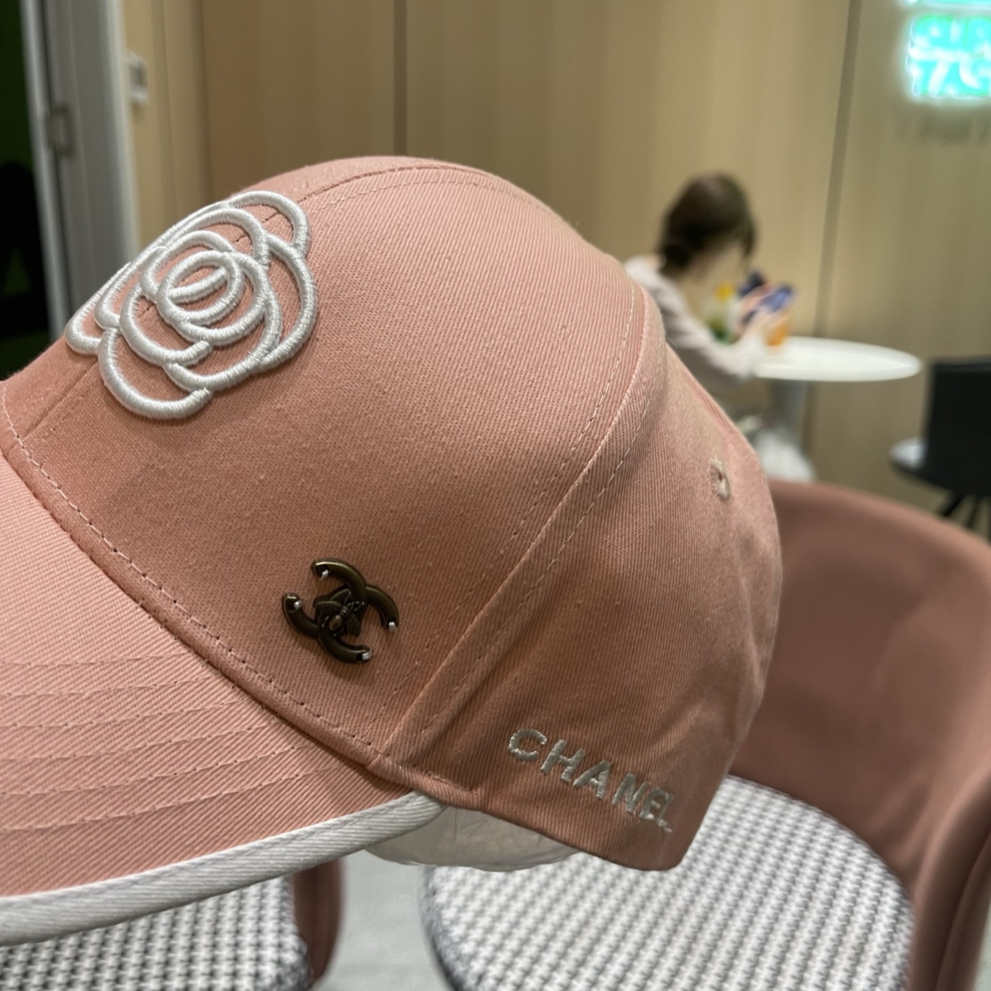 🧢【CHANEL 香奈儿】日韩时尚潮流❤️❤️❤️纯棉棒球帽原单品质火爆款来袭🎩工艺精美高档大气！旅游出行方便携带！