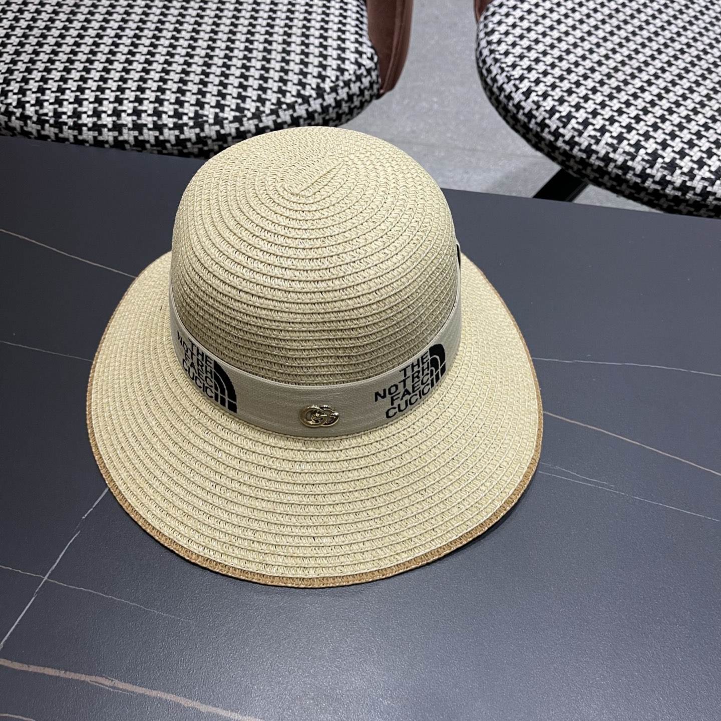 gucci古奇海边沙滩帽子女夏季出游防晒草帽户外大沿遮阳帽百搭盆帽