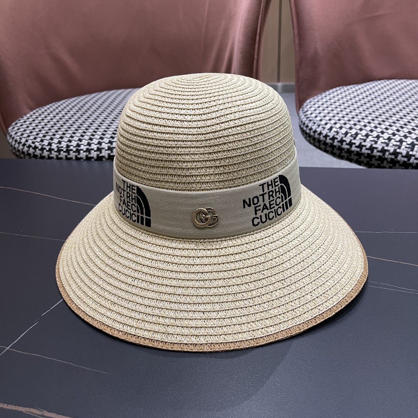 gucci古奇海边沙滩帽子女夏季出游防晒草帽户外大沿遮阳帽百搭盆帽