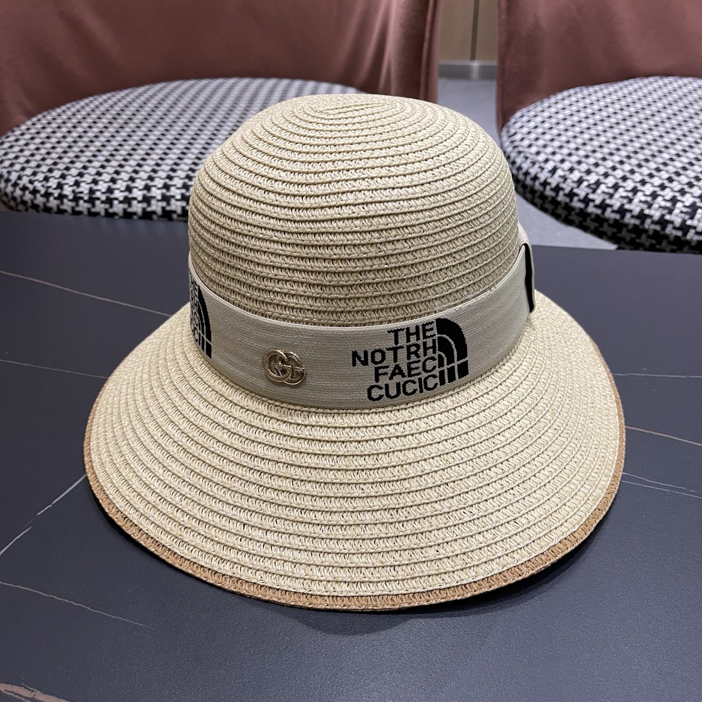 gucci古奇海边沙滩帽子女夏季出游防晒草帽户外大沿遮阳帽百搭盆帽