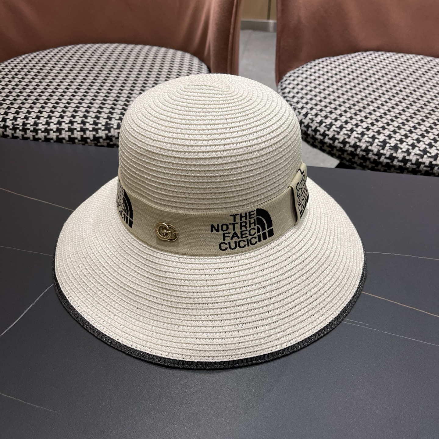 gucci古奇海边沙滩帽子女夏季出游防晒草帽户外大沿遮阳帽百搭盆帽