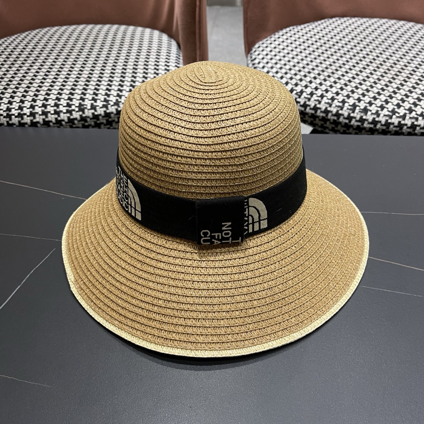 gucci古奇海边沙滩帽子女夏季出游防晒草帽户外大沿遮阳帽百搭盆帽