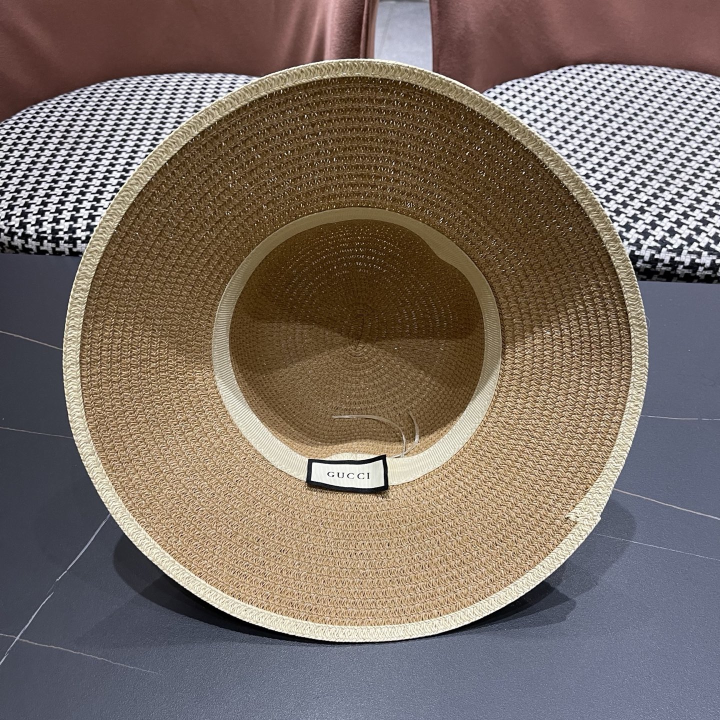 gucci古奇海边沙滩帽子女夏季出游防晒草帽户外大沿遮阳帽百搭盆帽