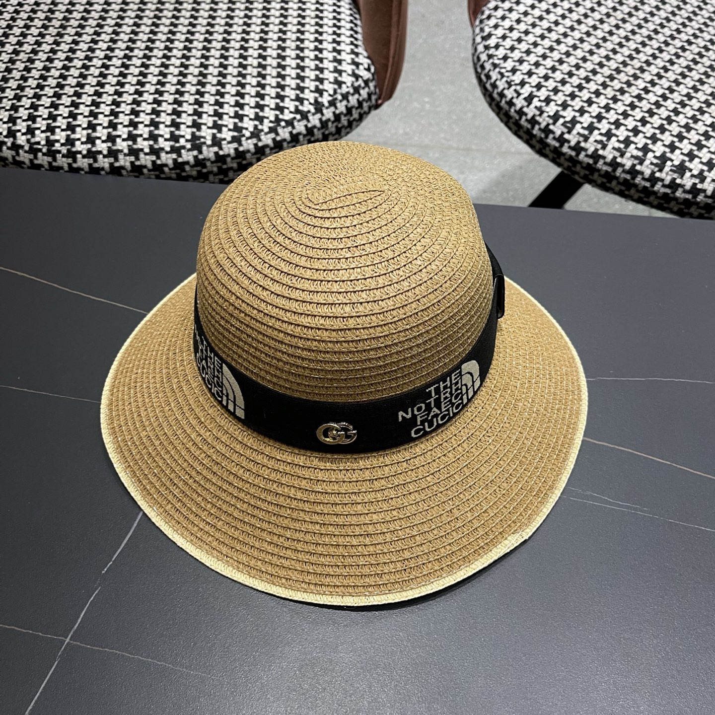 gucci古奇海边沙滩帽子女夏季出游防晒草帽户外大沿遮阳帽百搭盆帽