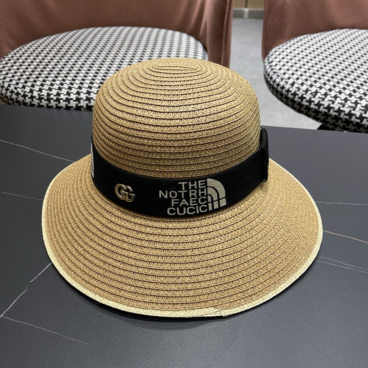 gucci古奇海边沙滩帽子女夏季出游防晒草帽户外大沿遮阳帽百搭盆帽