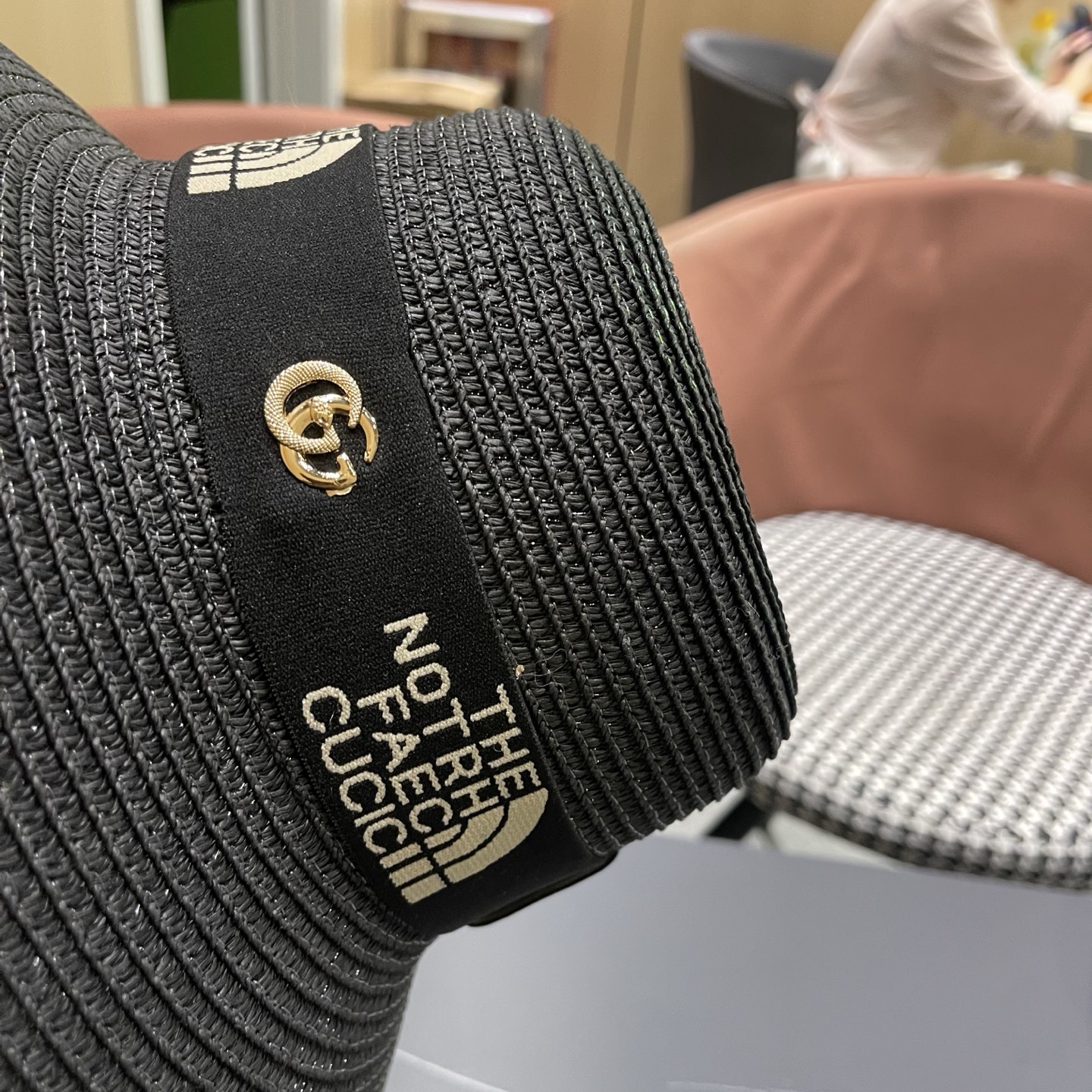 gucci古奇海边沙滩帽子女夏季出游防晒草帽户外大沿遮阳帽百搭盆帽